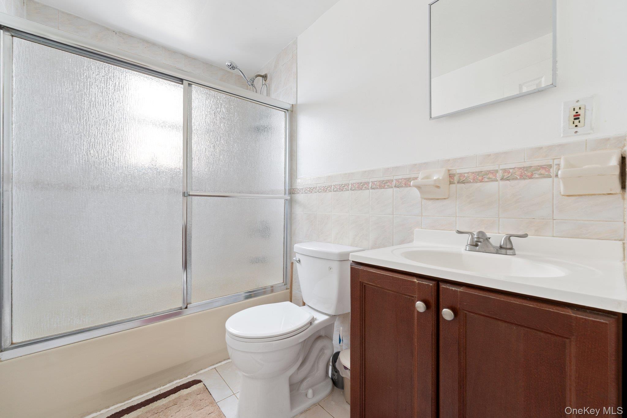 Single Family 223rd  Queens, NY 11413, MLS-942216-14