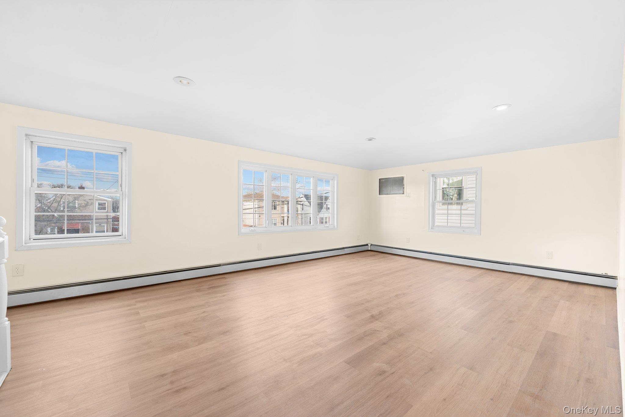 Single Family 223rd  Queens, NY 11413, MLS-942216-2