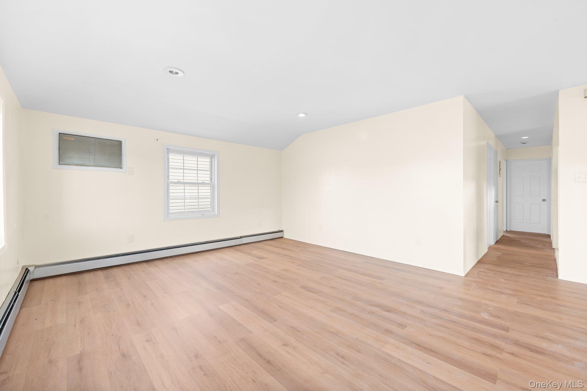 Single Family 223rd  Queens, NY 11413, MLS-942216-3