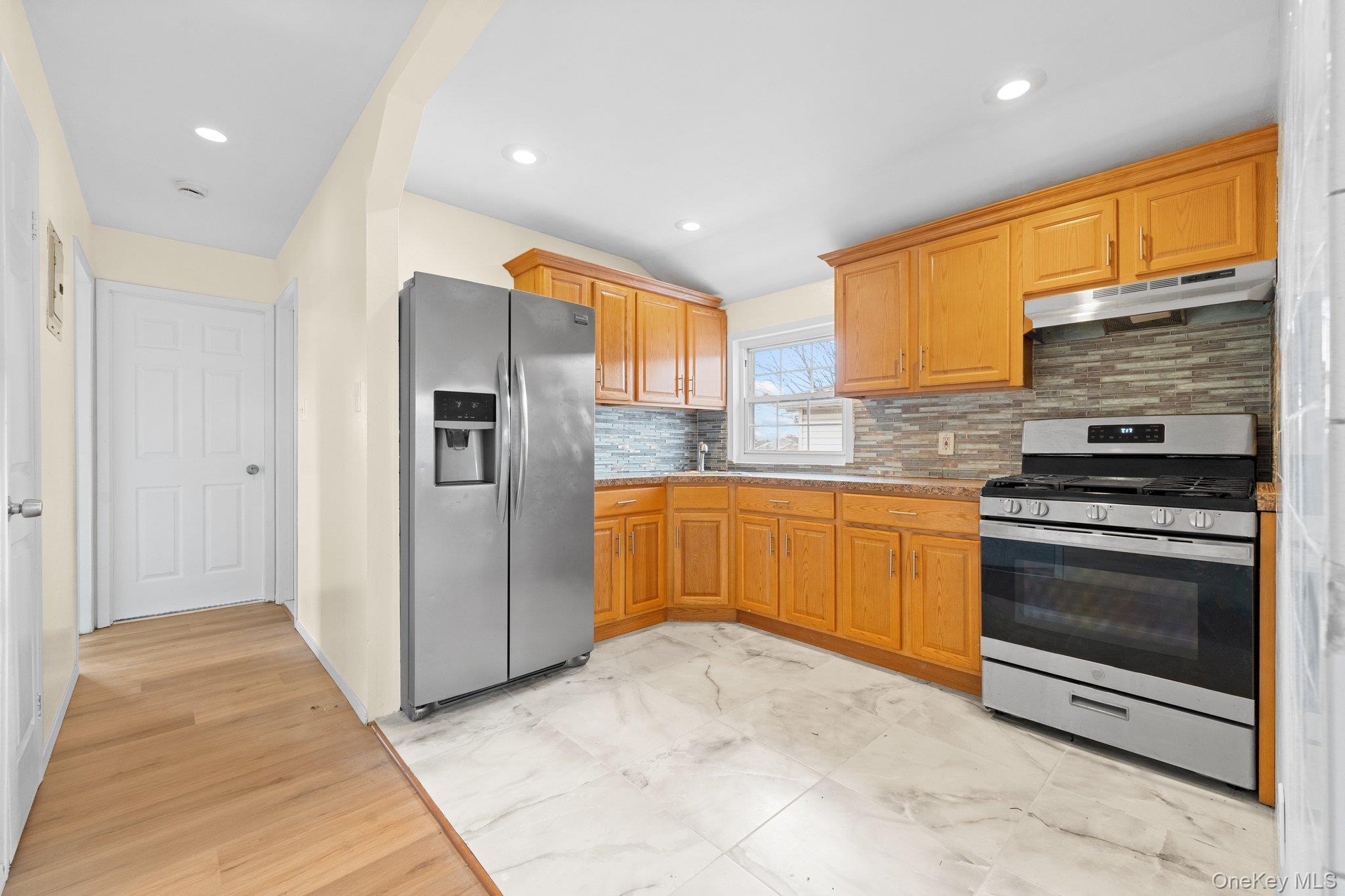 Single Family 223rd  Queens, NY 11413, MLS-942216-4