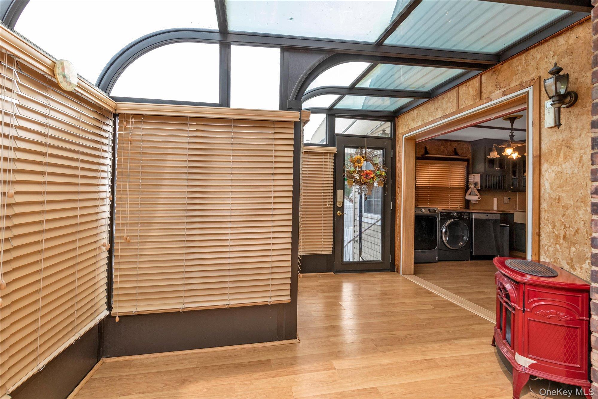 Single Family 7th  Nassau County, NY 11040, MLS-942231-8