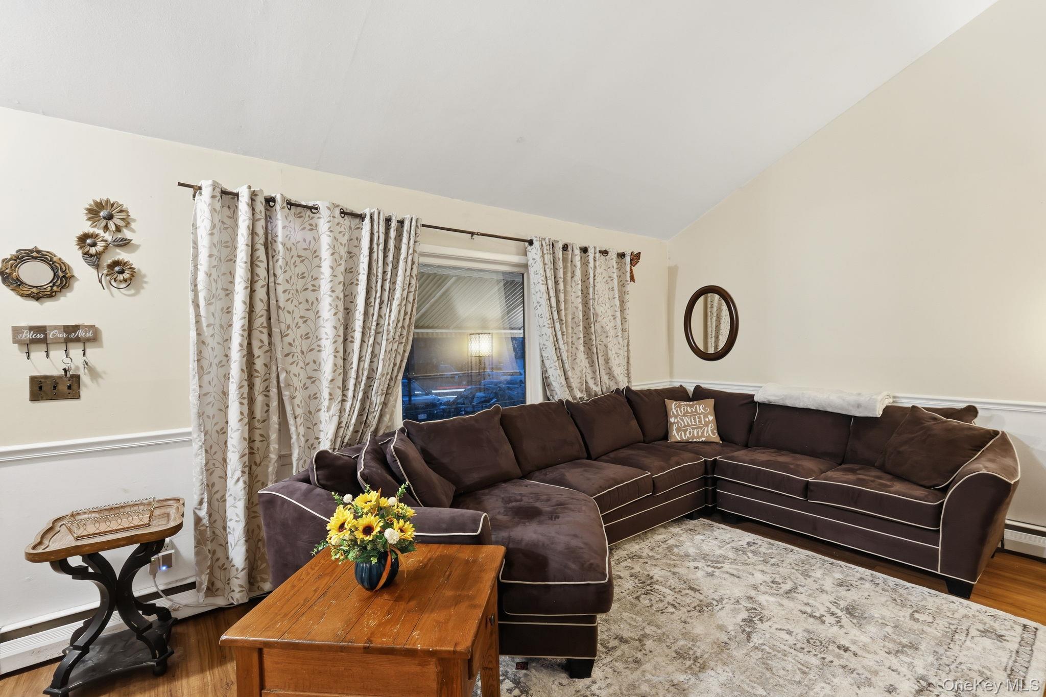 Single Family Liss Dutchess County, NY 12590, MLS-942249-5