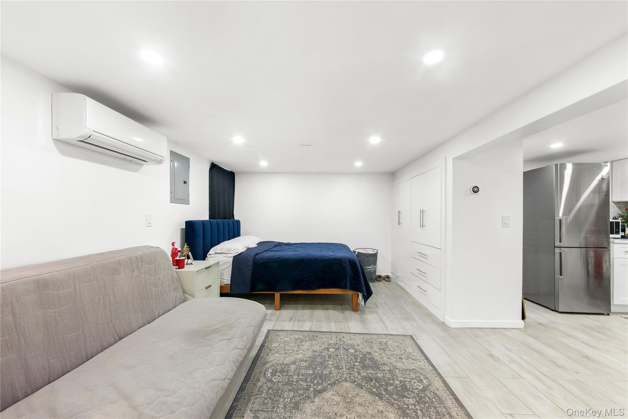 Single Family Floyd  Staten Island, NY 10310, MLS-942263-10