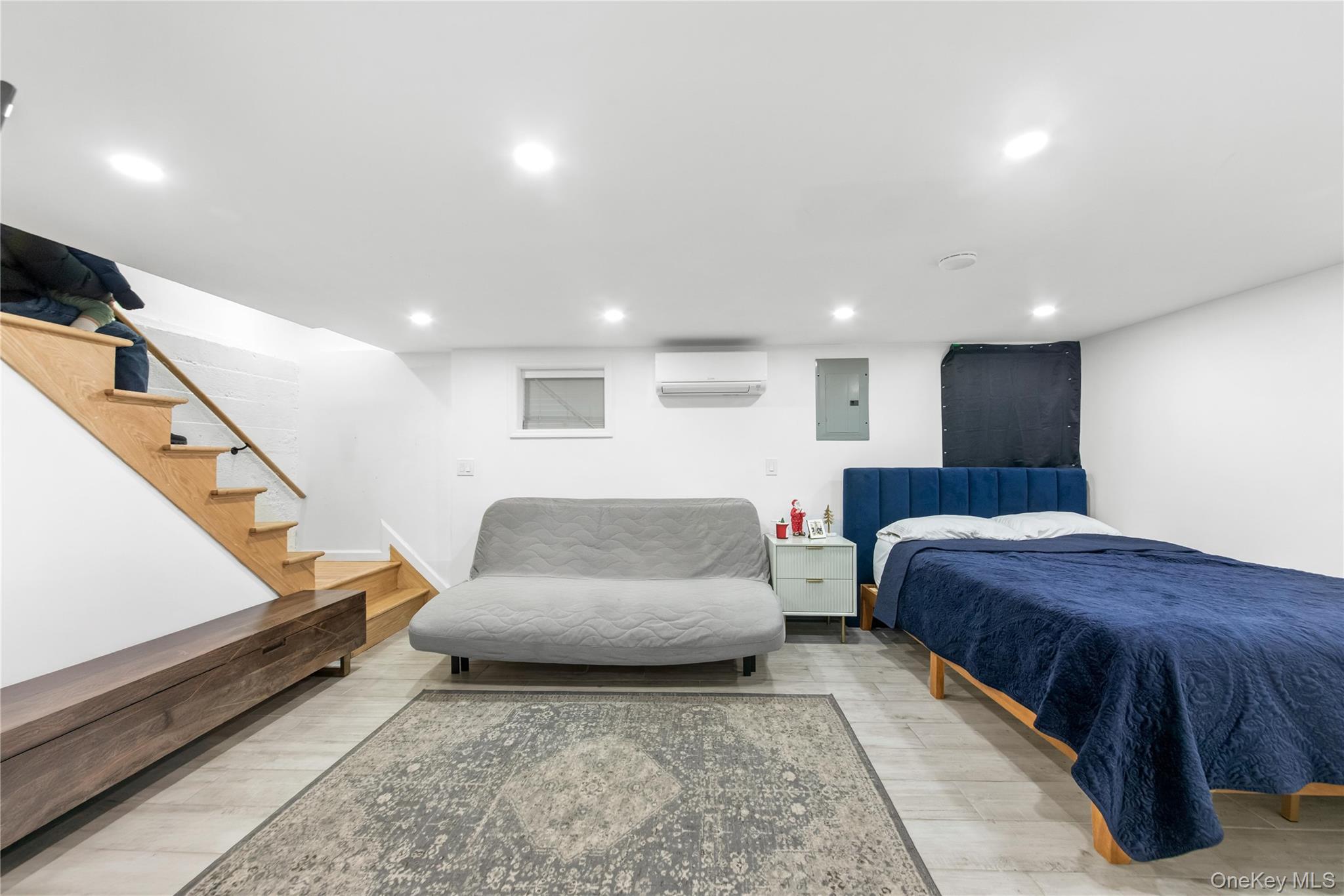 Single Family Floyd  Staten Island, NY 10310, MLS-942263-11