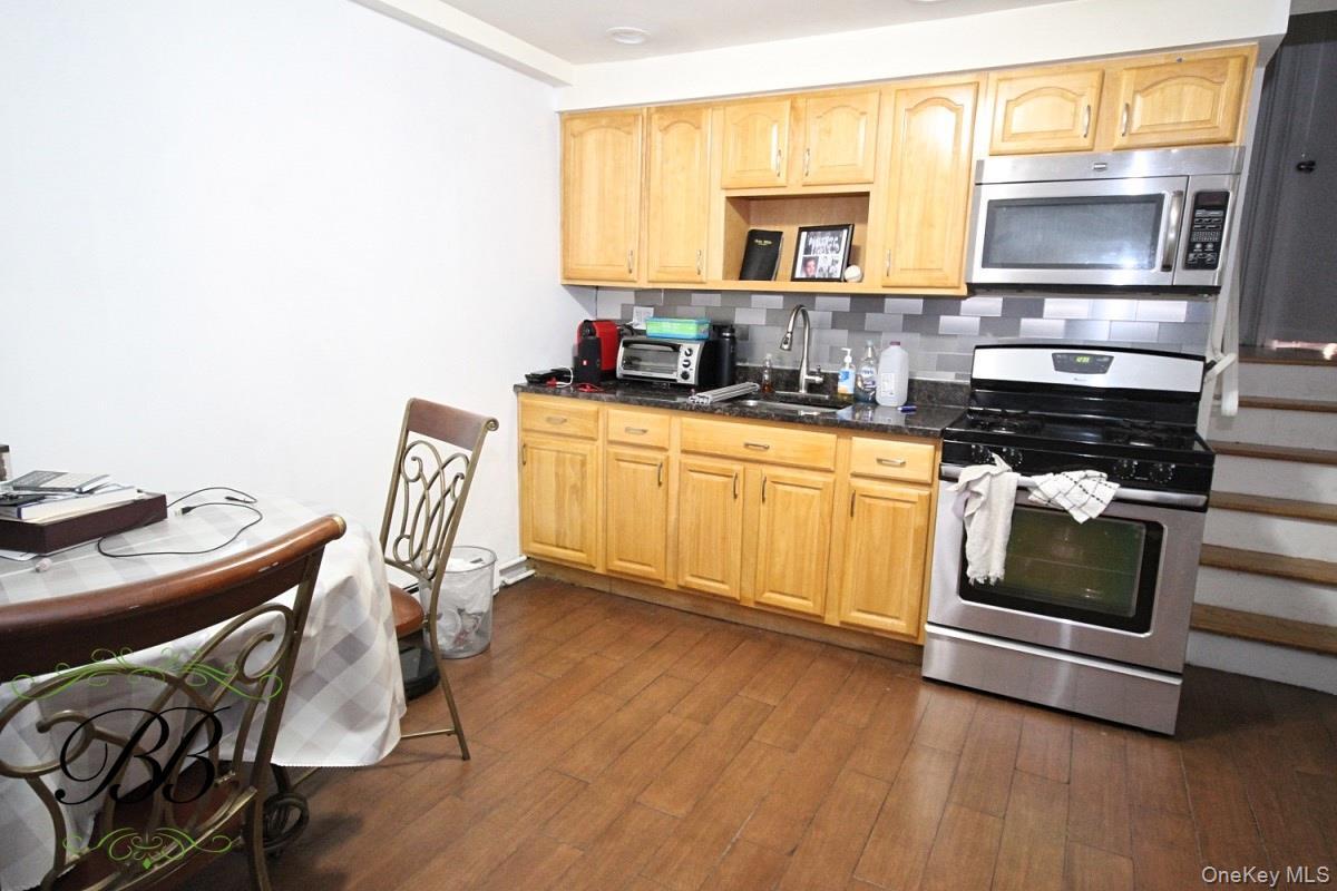 Single Family Bergen  Brooklyn, NY 11234, MLS-942273-3