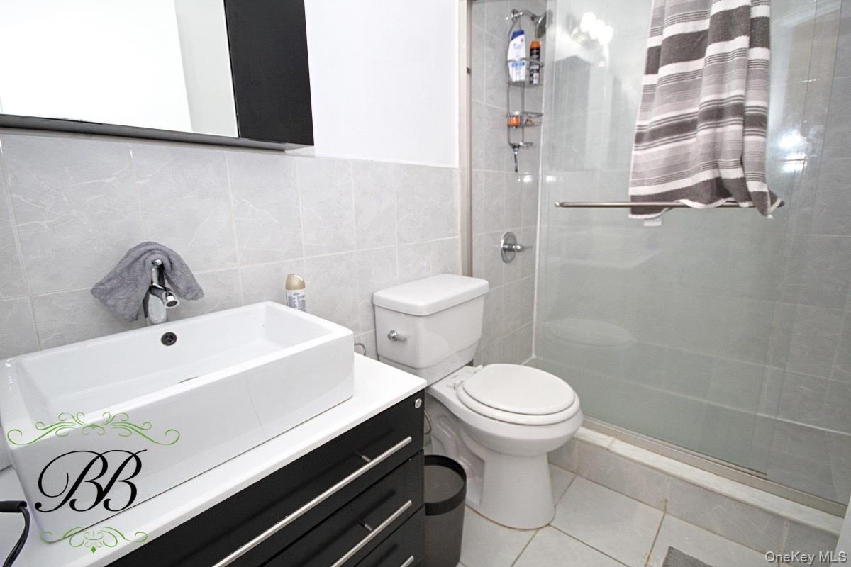 Single Family Bergen  Brooklyn, NY 11234, MLS-942273-5