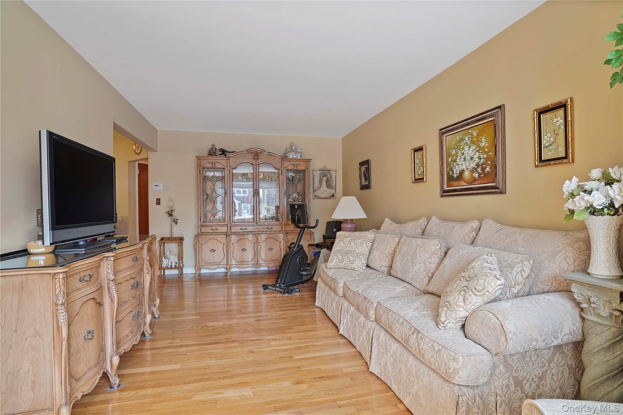 Single Family 75th  Queens, NY 11379, MLS-942277-13