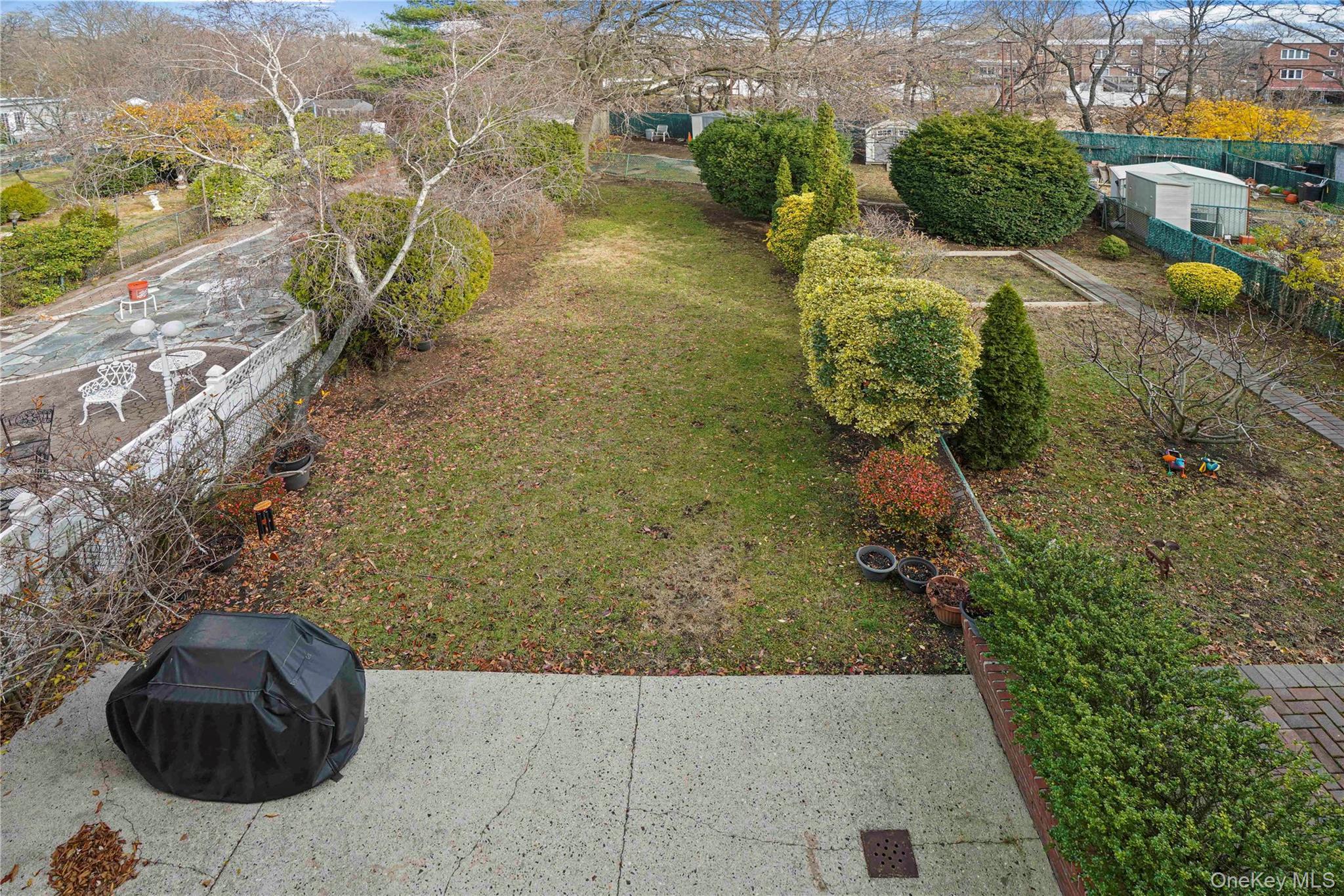 Single Family 75th  Queens, NY 11379, MLS-942277-28