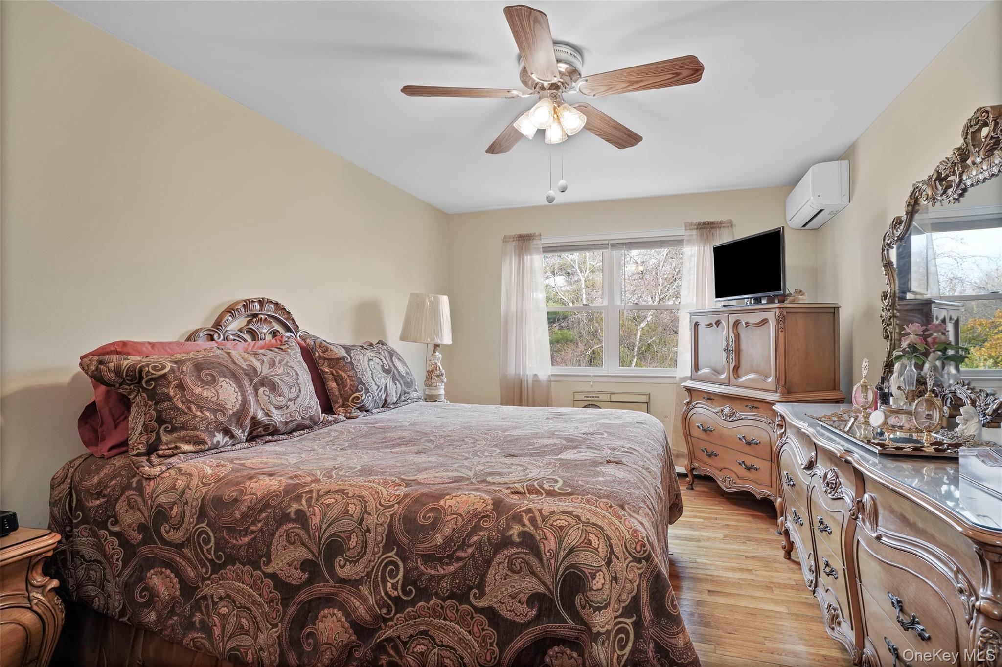 Single Family 75th  Queens, NY 11379, MLS-942277-9