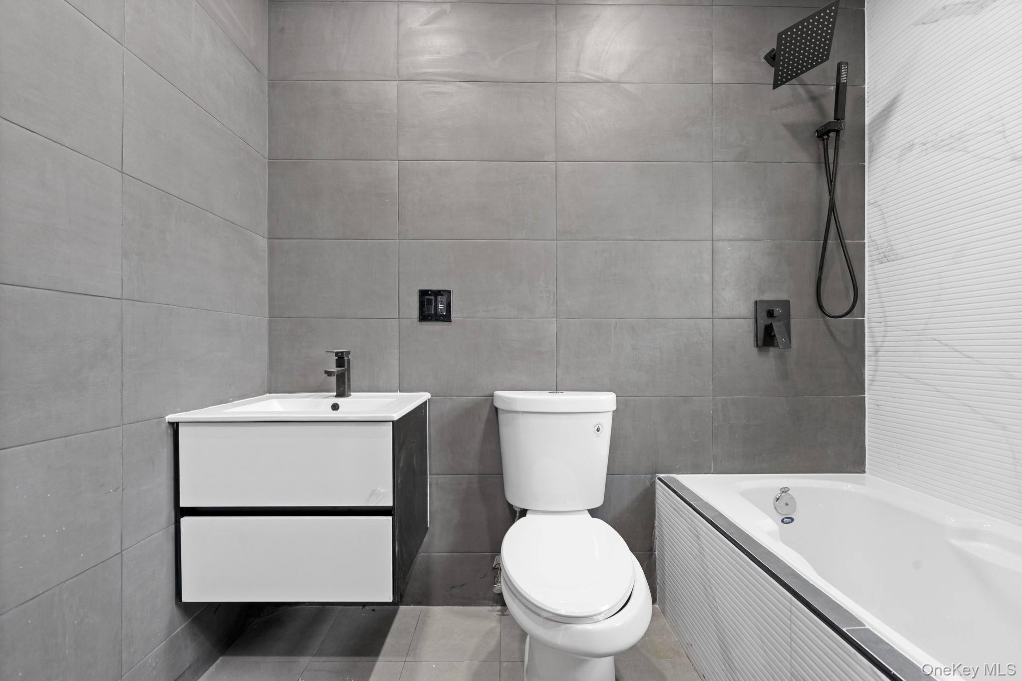 Single Family 202nd Queens, NY 11412, MLS-942283-14