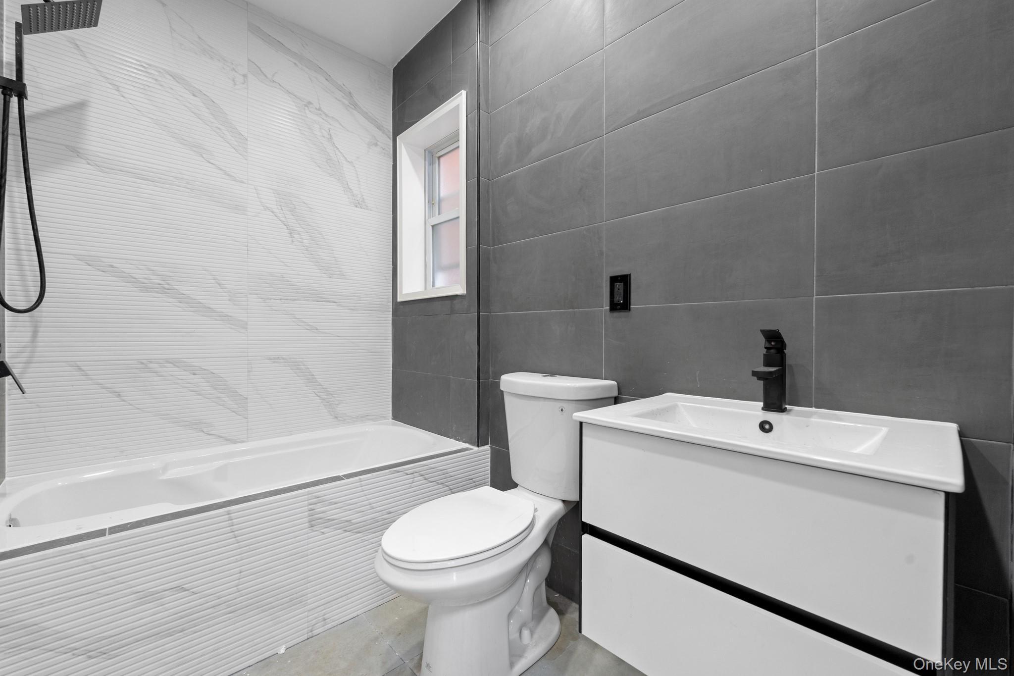 Single Family 202nd Queens, NY 11412, MLS-942283-26