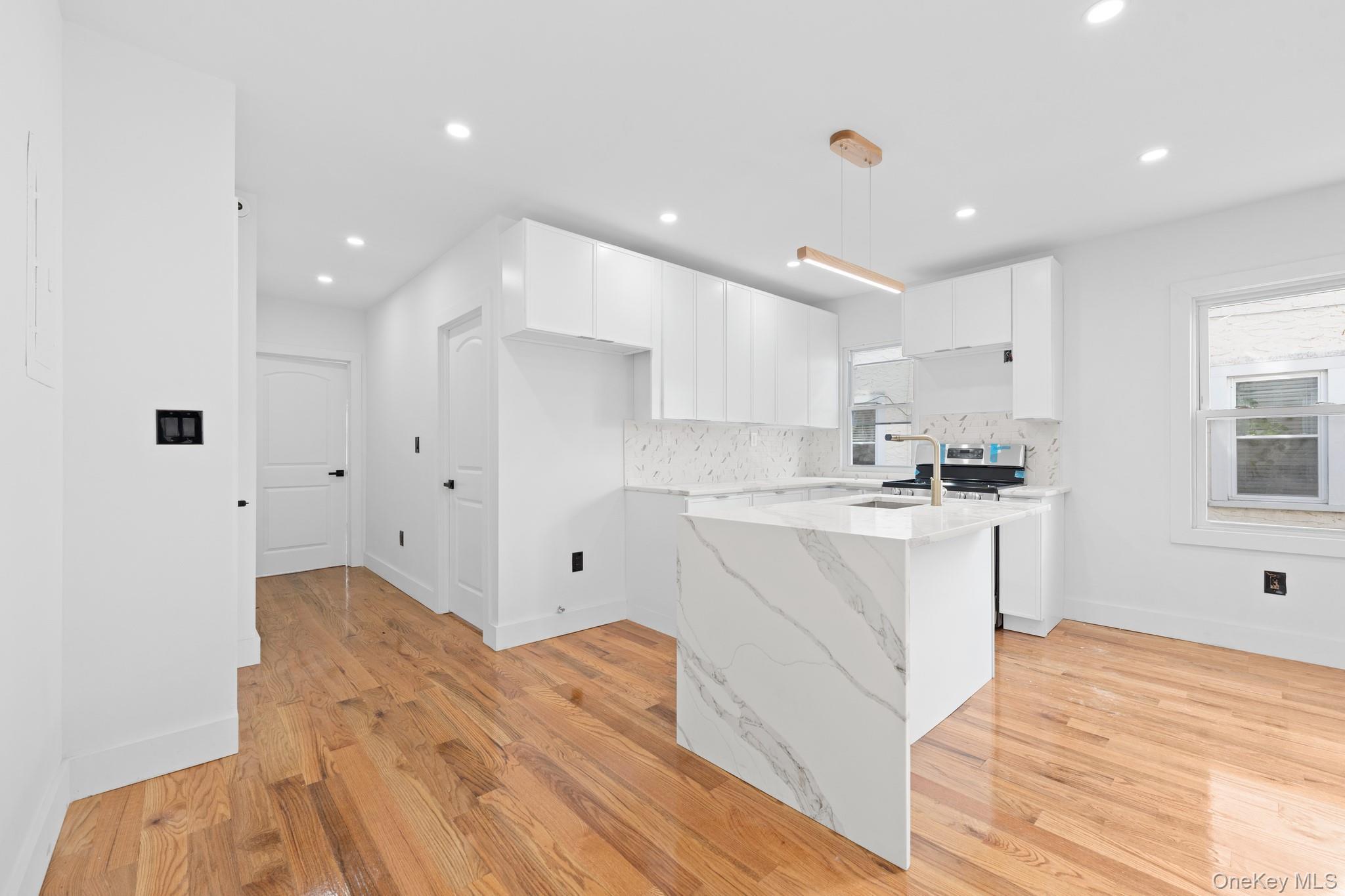 Single Family 202nd Queens, NY 11412, MLS-942283-9