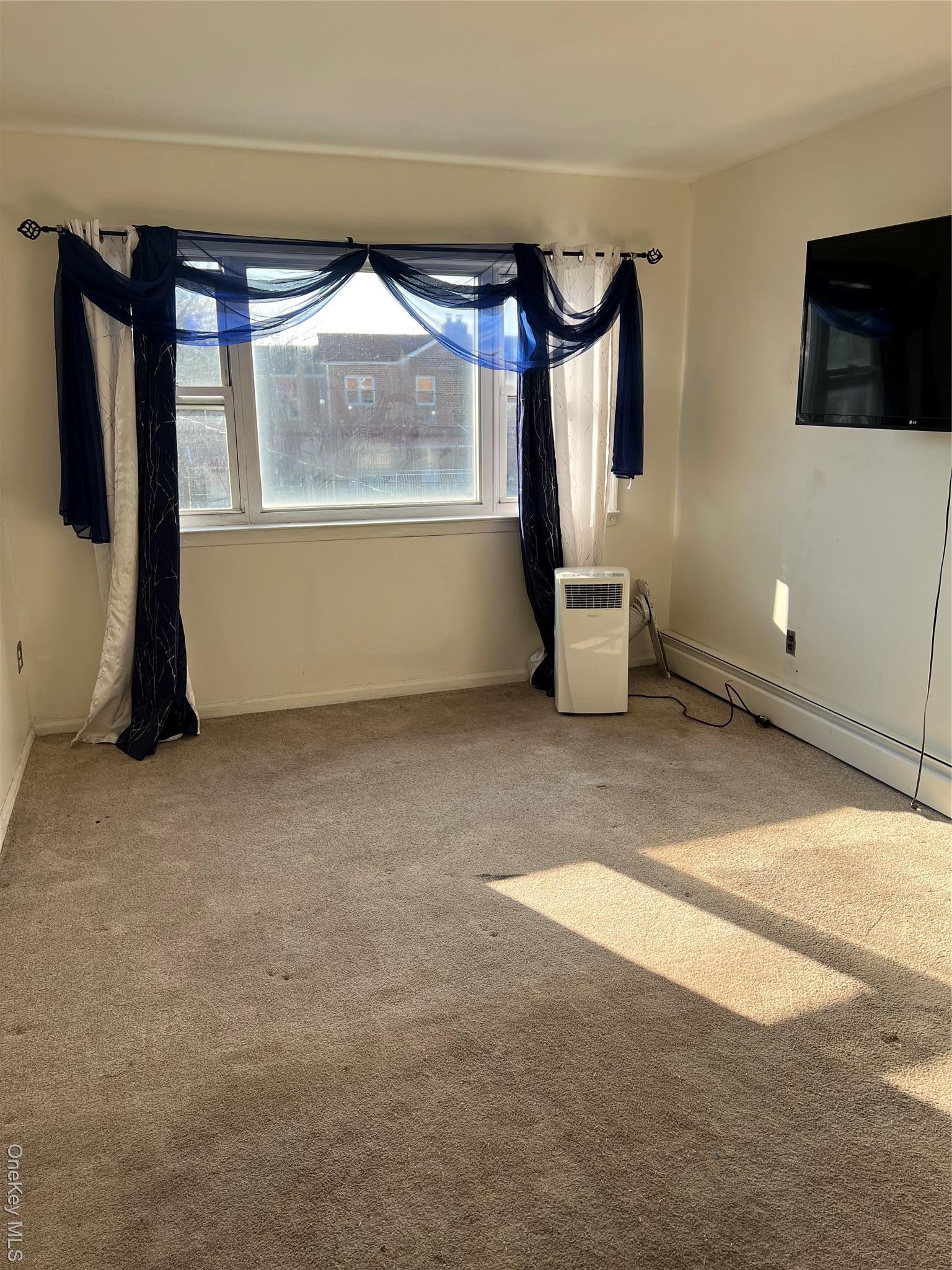 Single Family 233rd  Bronx, NY 10466, MLS-942304-2