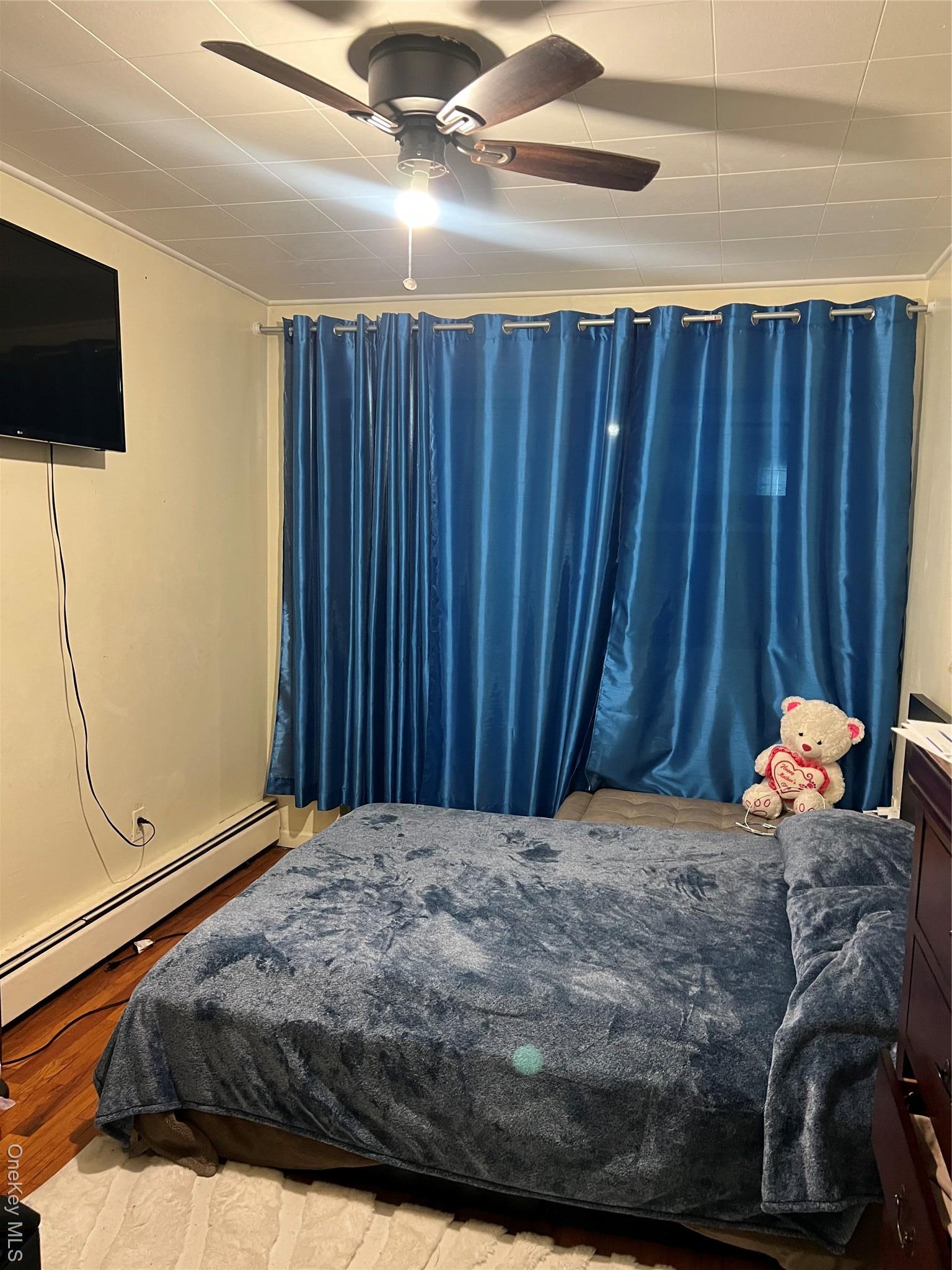 Single Family 233rd  Bronx, NY 10466, MLS-942304-3