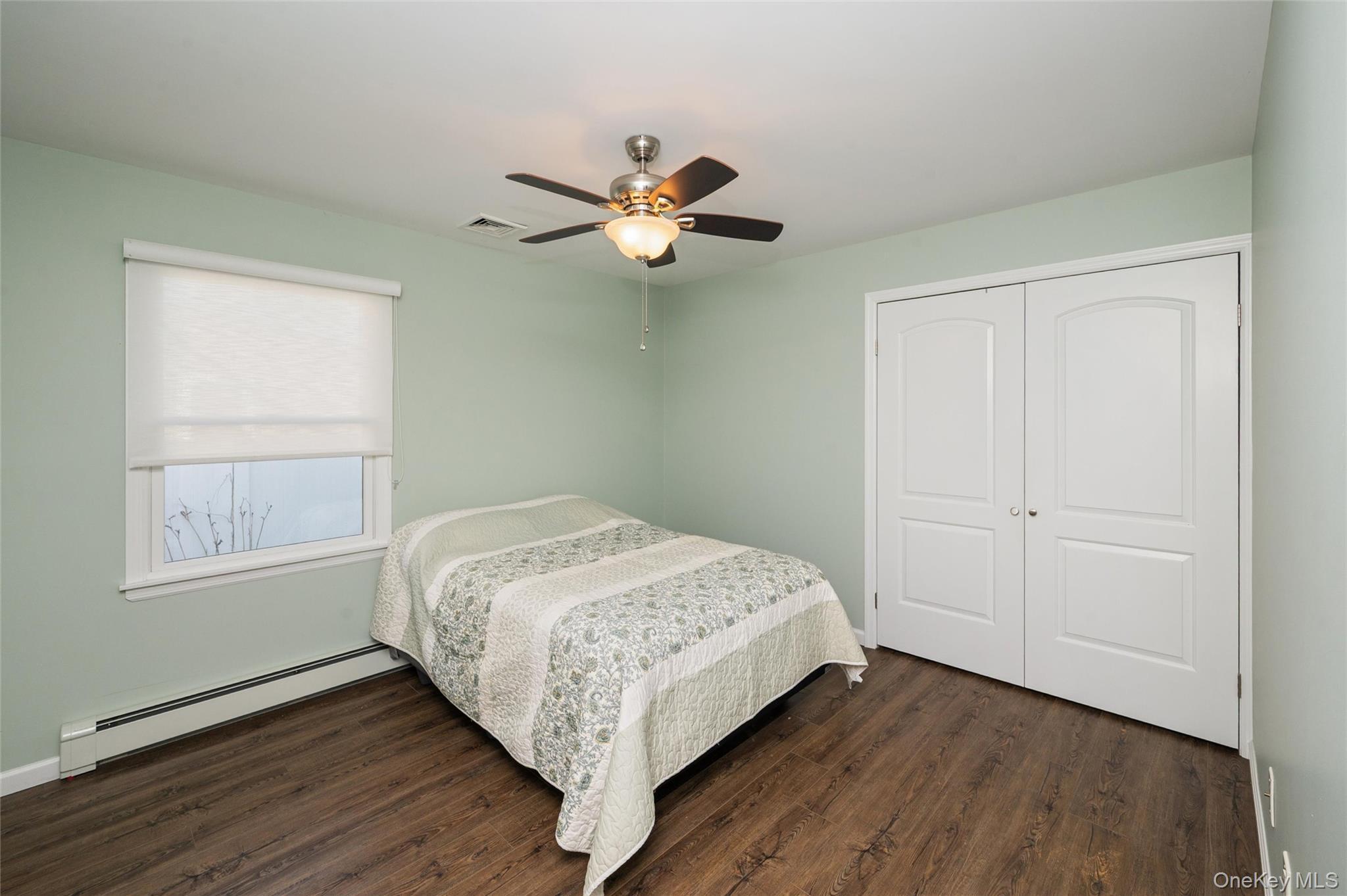 Single Family Willow Nassau County, NY 11793, MLS-942330-11