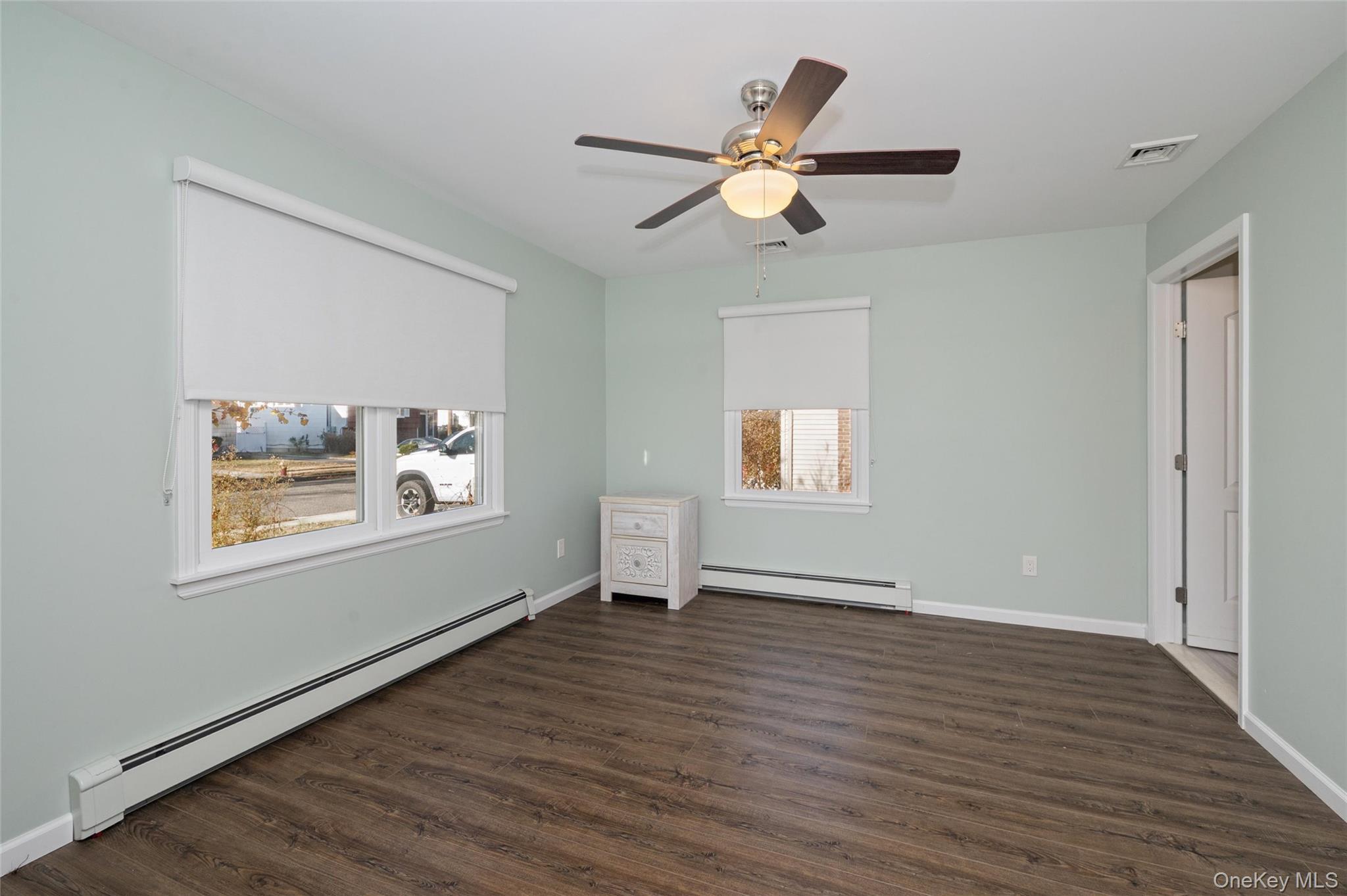 Single Family Willow Nassau County, NY 11793, MLS-942330-12