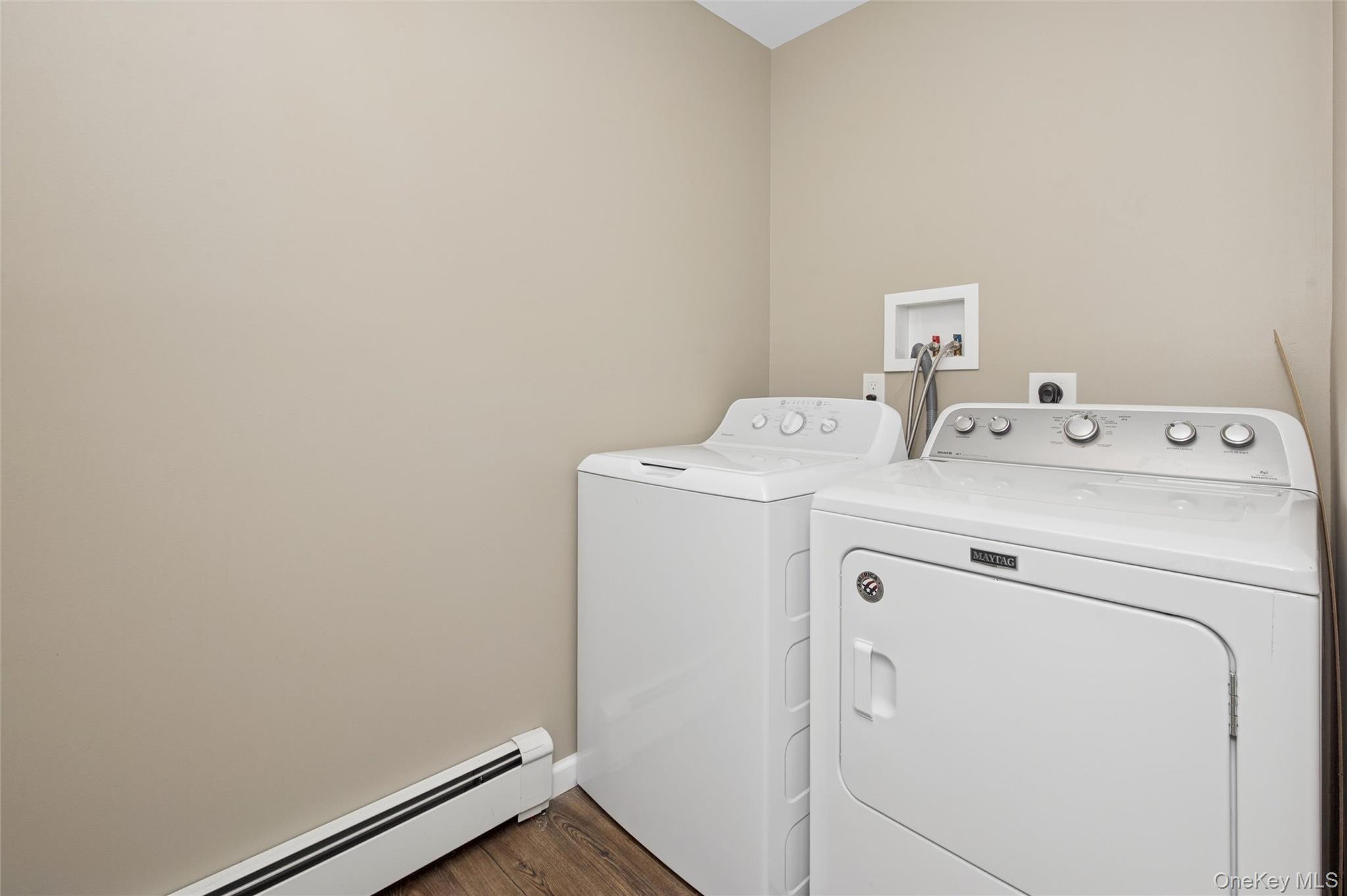 Single Family Willow Nassau County, NY 11793, MLS-942330-16