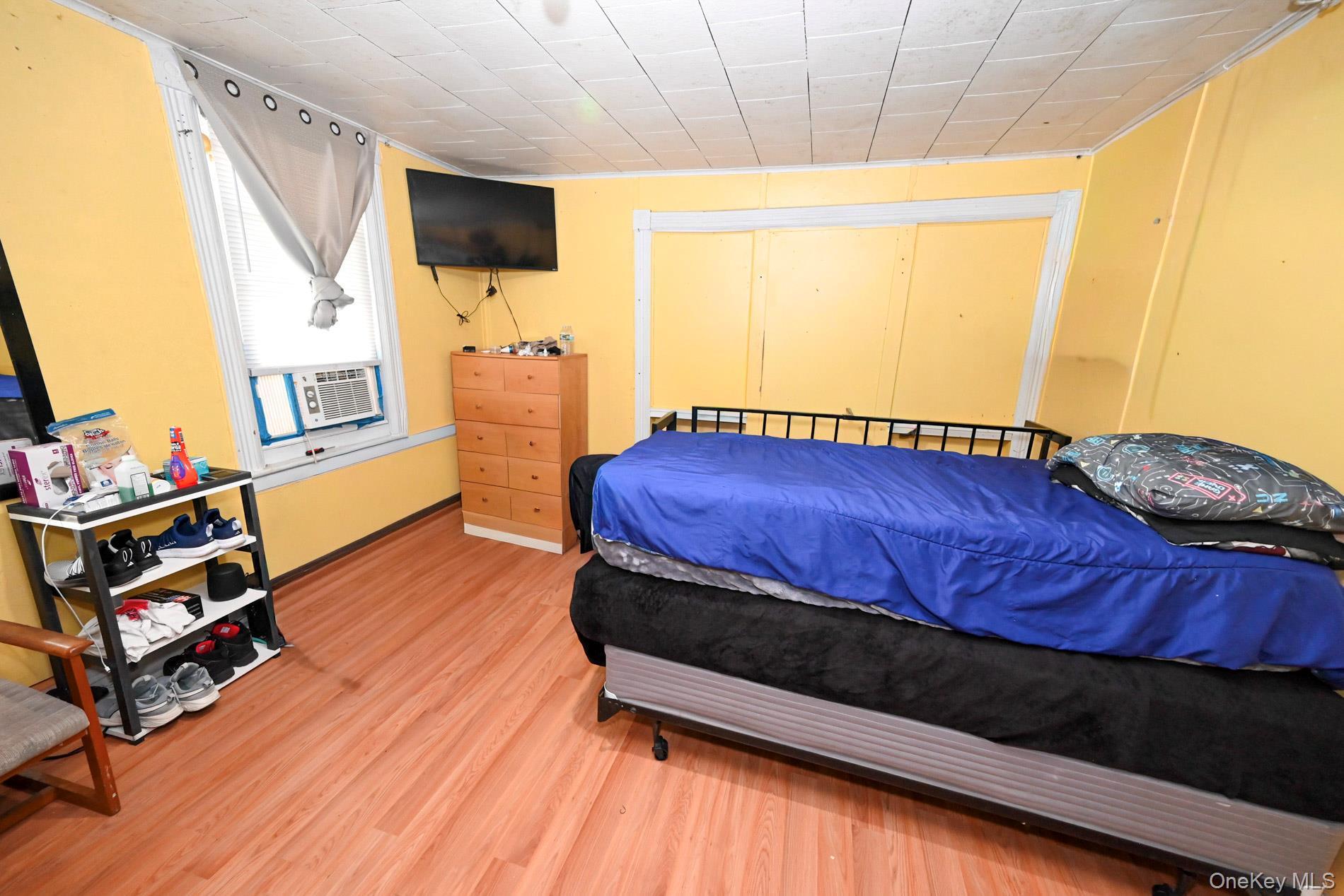 Single Family Rider  Suffolk County, NY 11772, MLS-942342-11