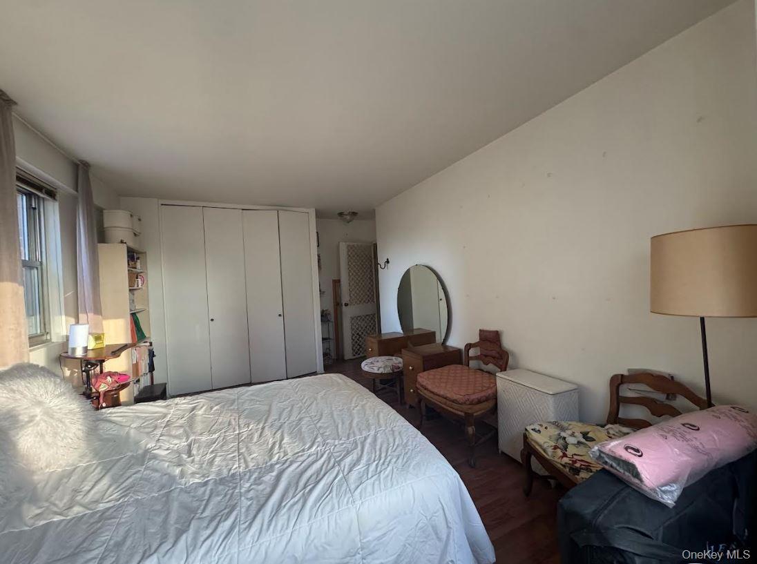 Coop 39  Queens, NY 11377, MLS-942350-8