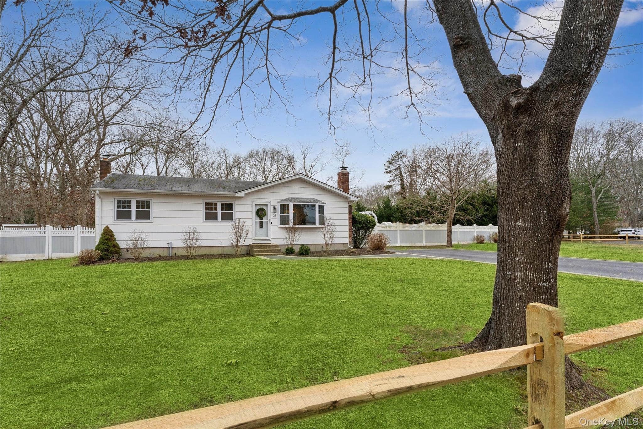 Single Family Howell Suffolk County, NY 11972, MLS-942376-2