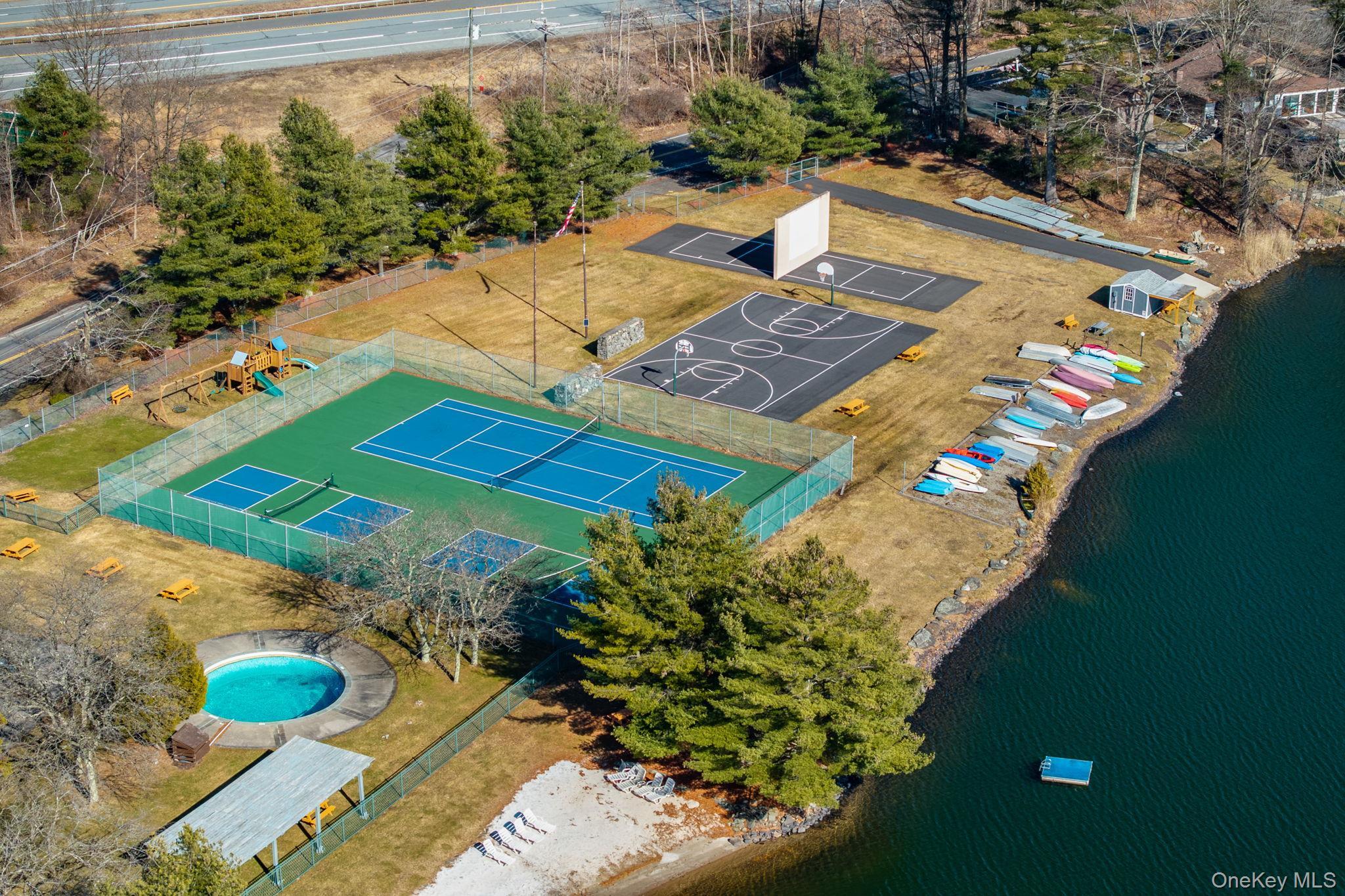 Single Family Straight  Sullivan County, NY 12775, MLS-942382-25