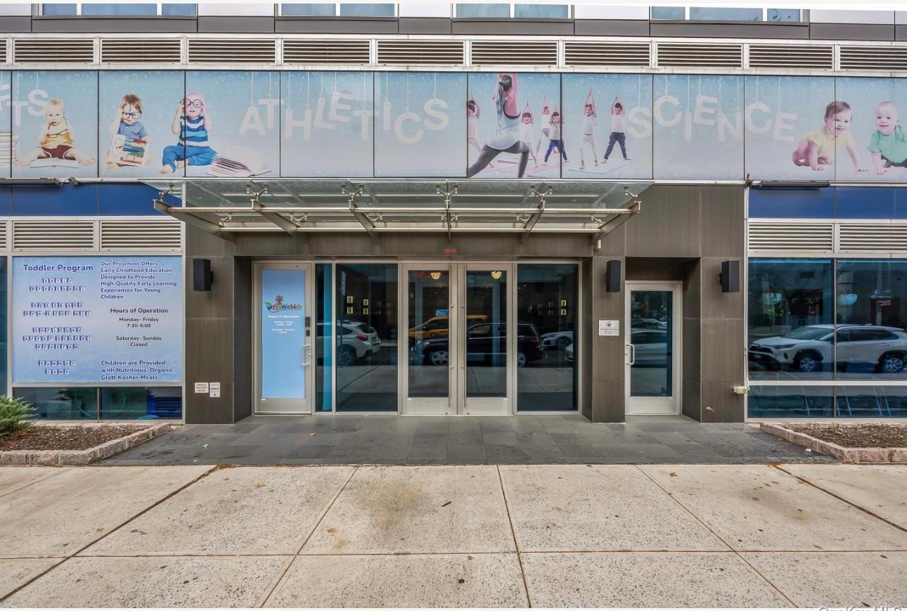 Condo 63 Drive Unit #6a Queens, NY 11374, MLS-942385-16