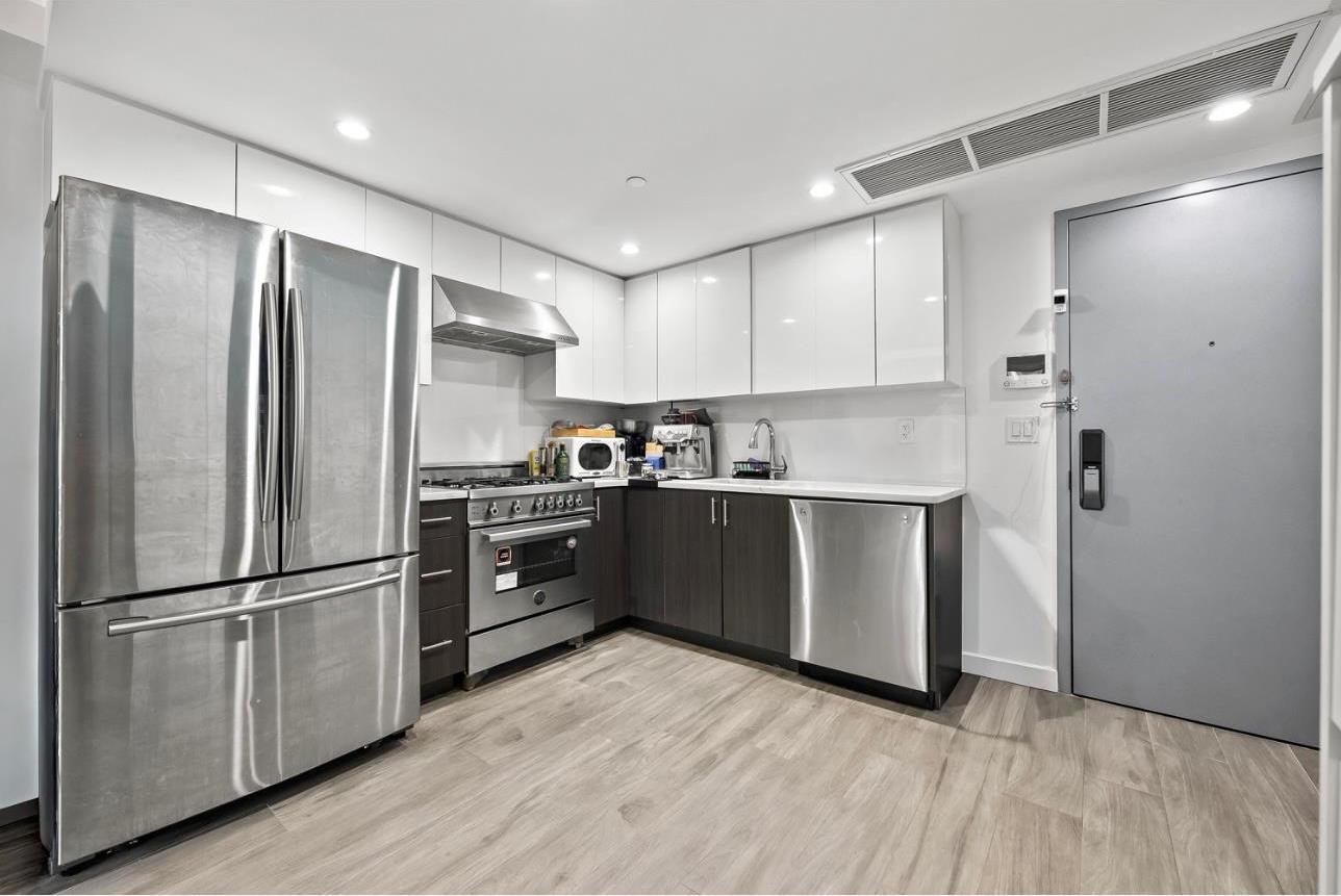 Condo 63 Drive Unit #6a Queens, NY 11374, MLS-942385-3