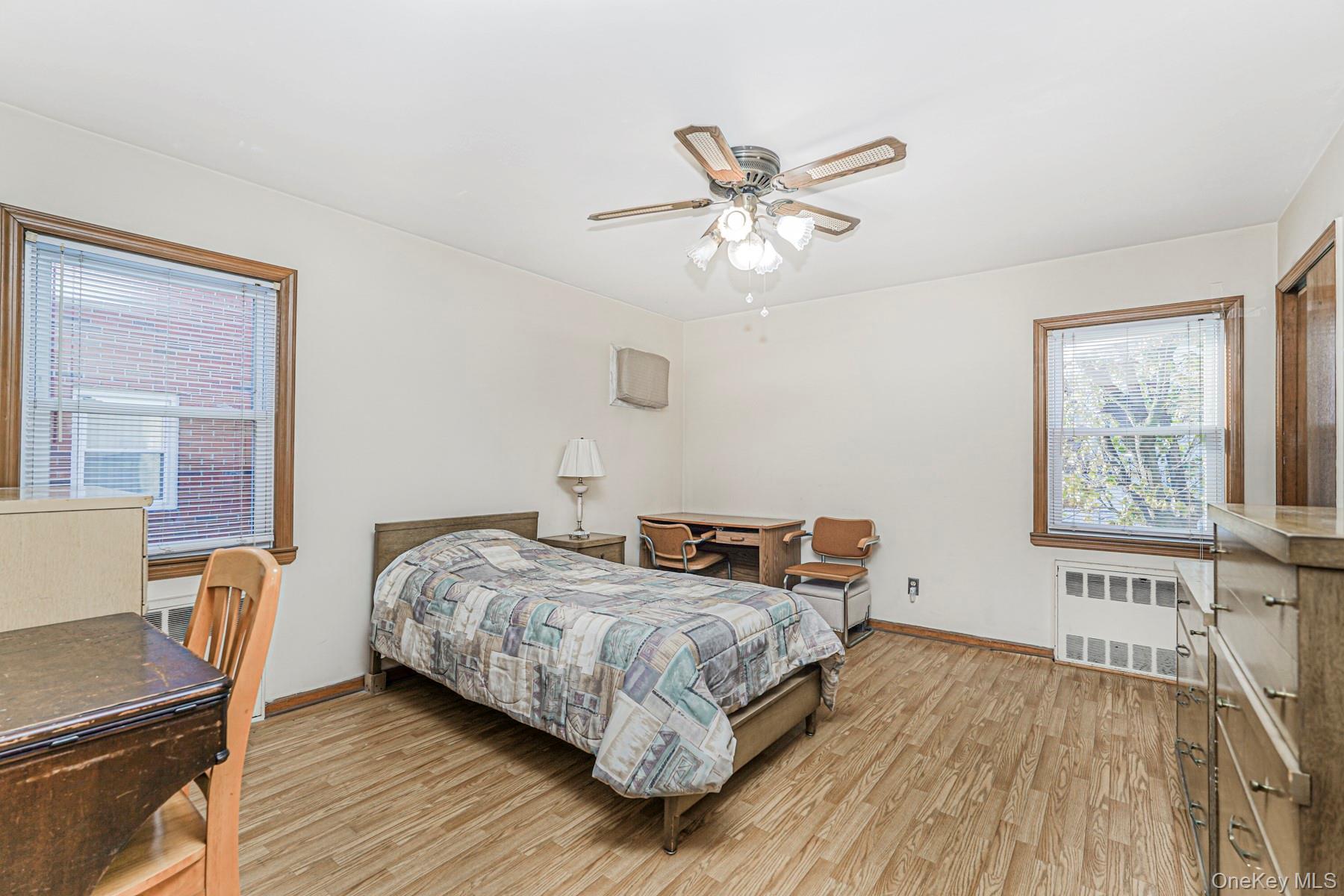 Single Family Evergreen Staten Island, NY 10305, MLS-942393-11