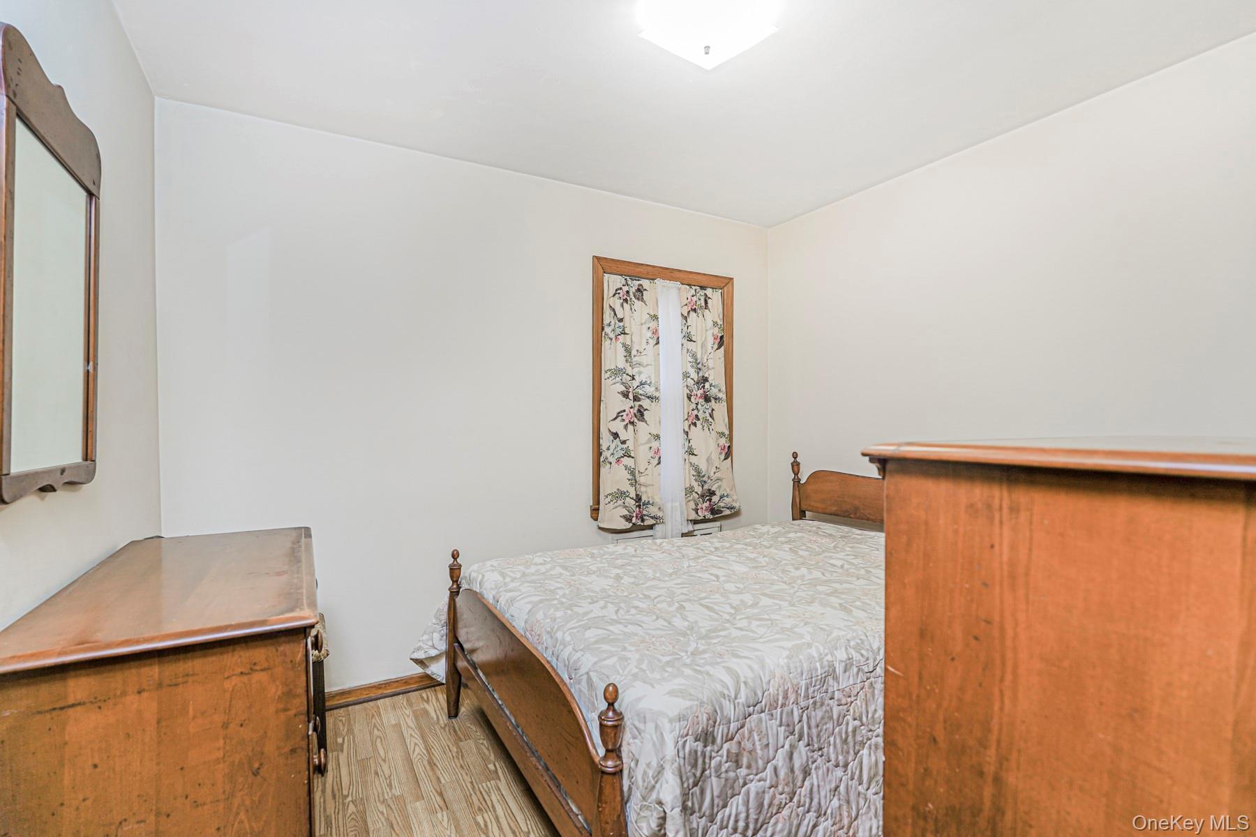 Single Family Evergreen Staten Island, NY 10305, MLS-942393-15