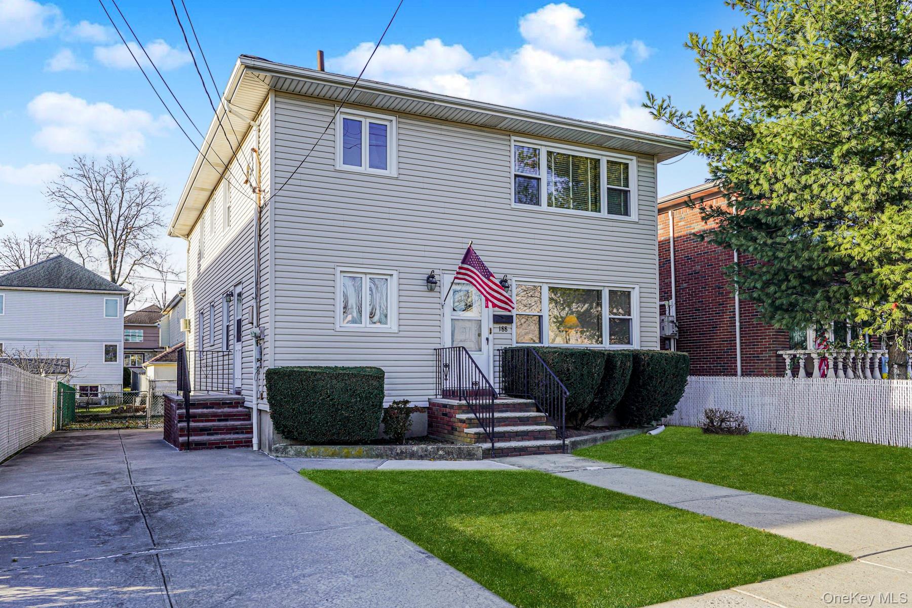 Single Family Evergreen Staten Island, NY 10305, MLS-942393-2