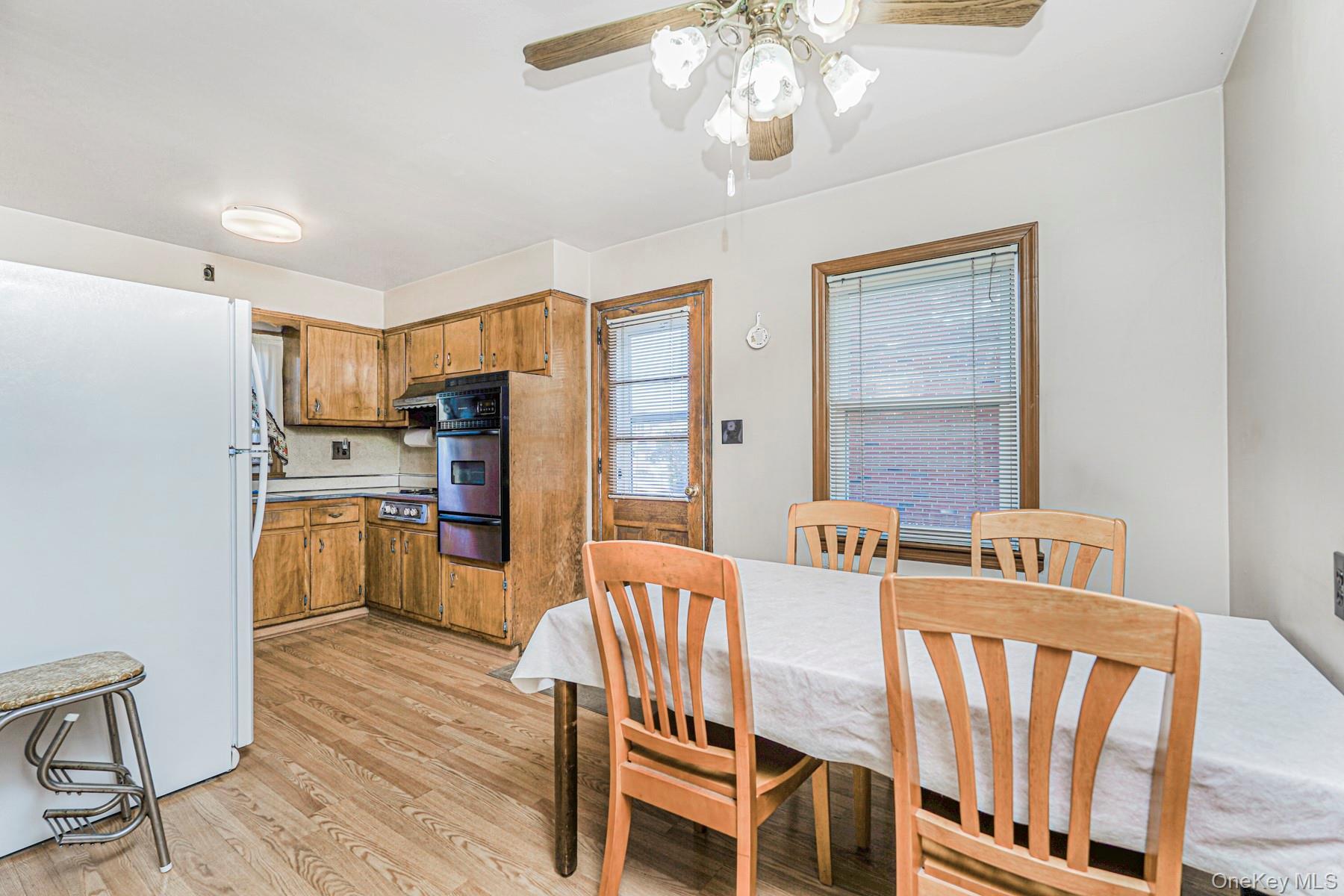 Single Family Evergreen Staten Island, NY 10305, MLS-942393-3