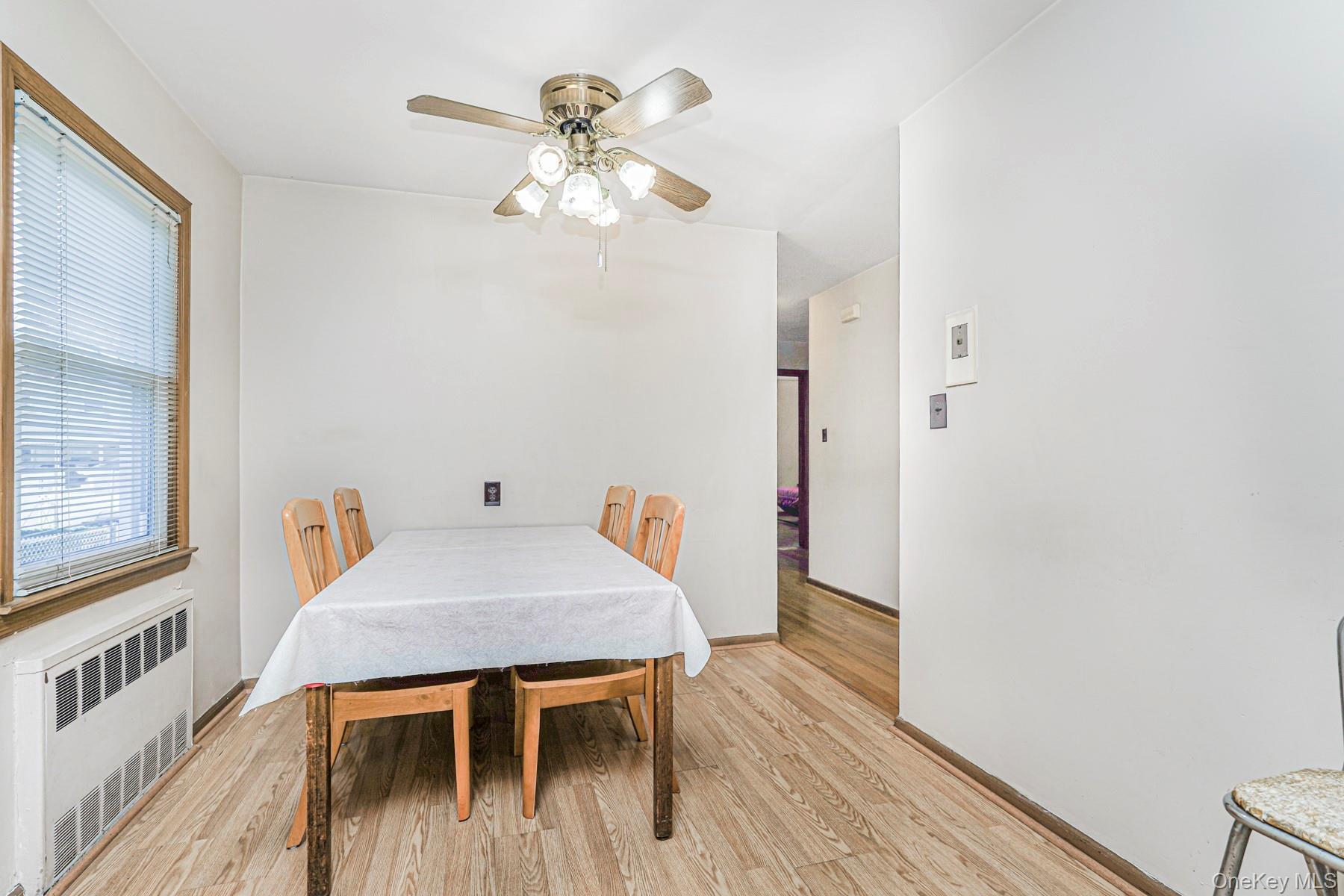 Single Family Evergreen Staten Island, NY 10305, MLS-942393-7