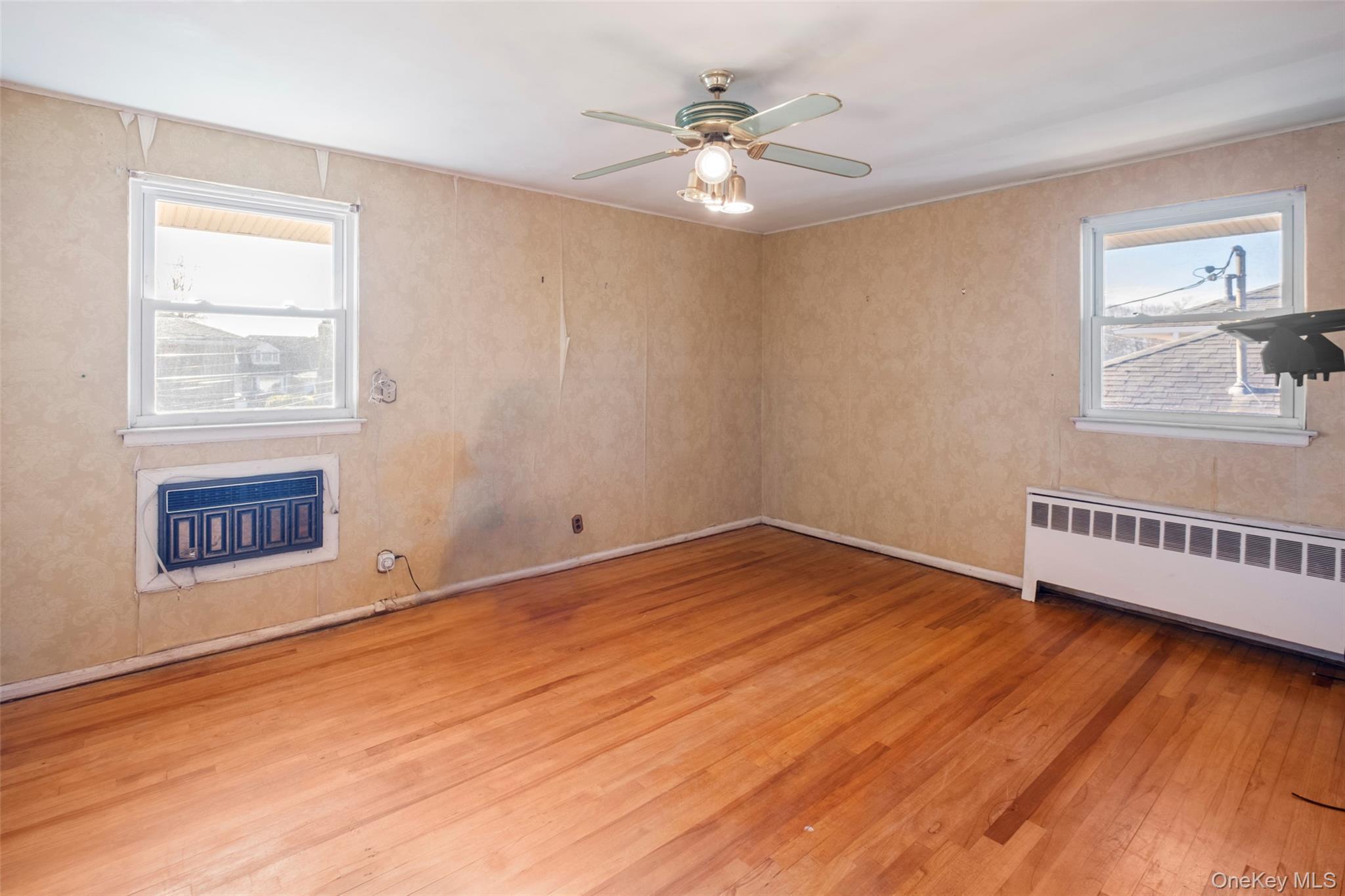 Single Family Birchwood Park Nassau County, NY 11791, MLS-942399-18