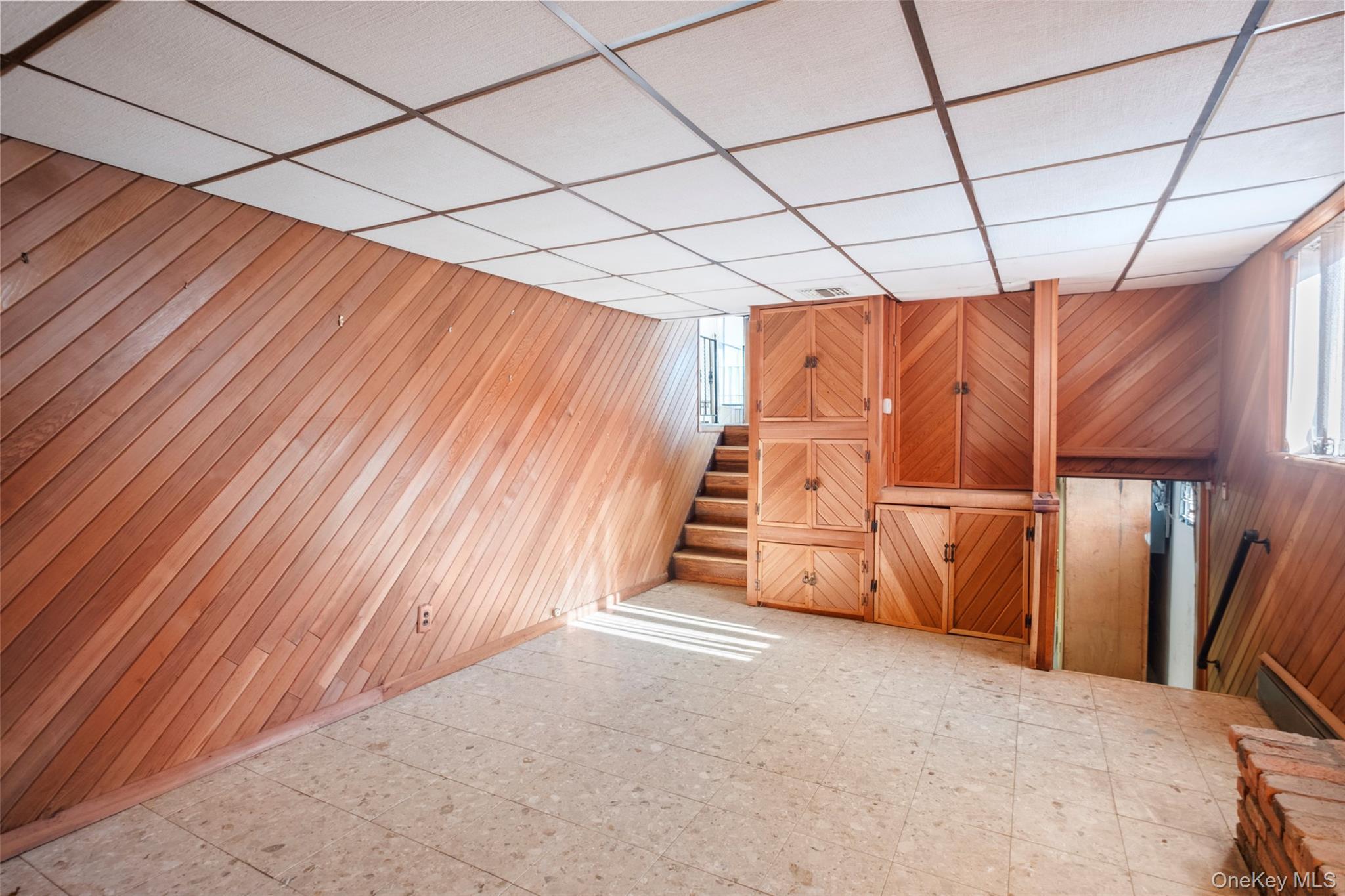 Single Family Birchwood Park Nassau County, NY 11791, MLS-942399-24