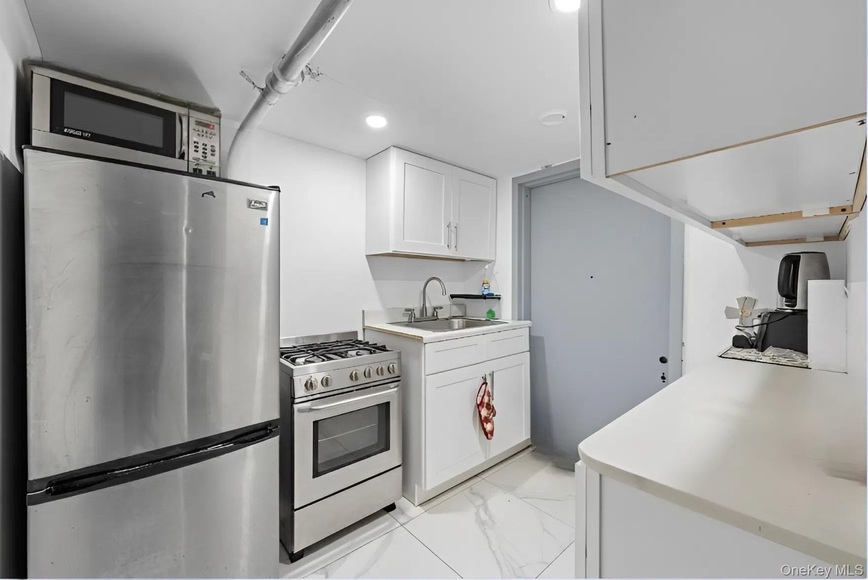 Single Family 141st Queens, NY 11436, MLS-942406-11