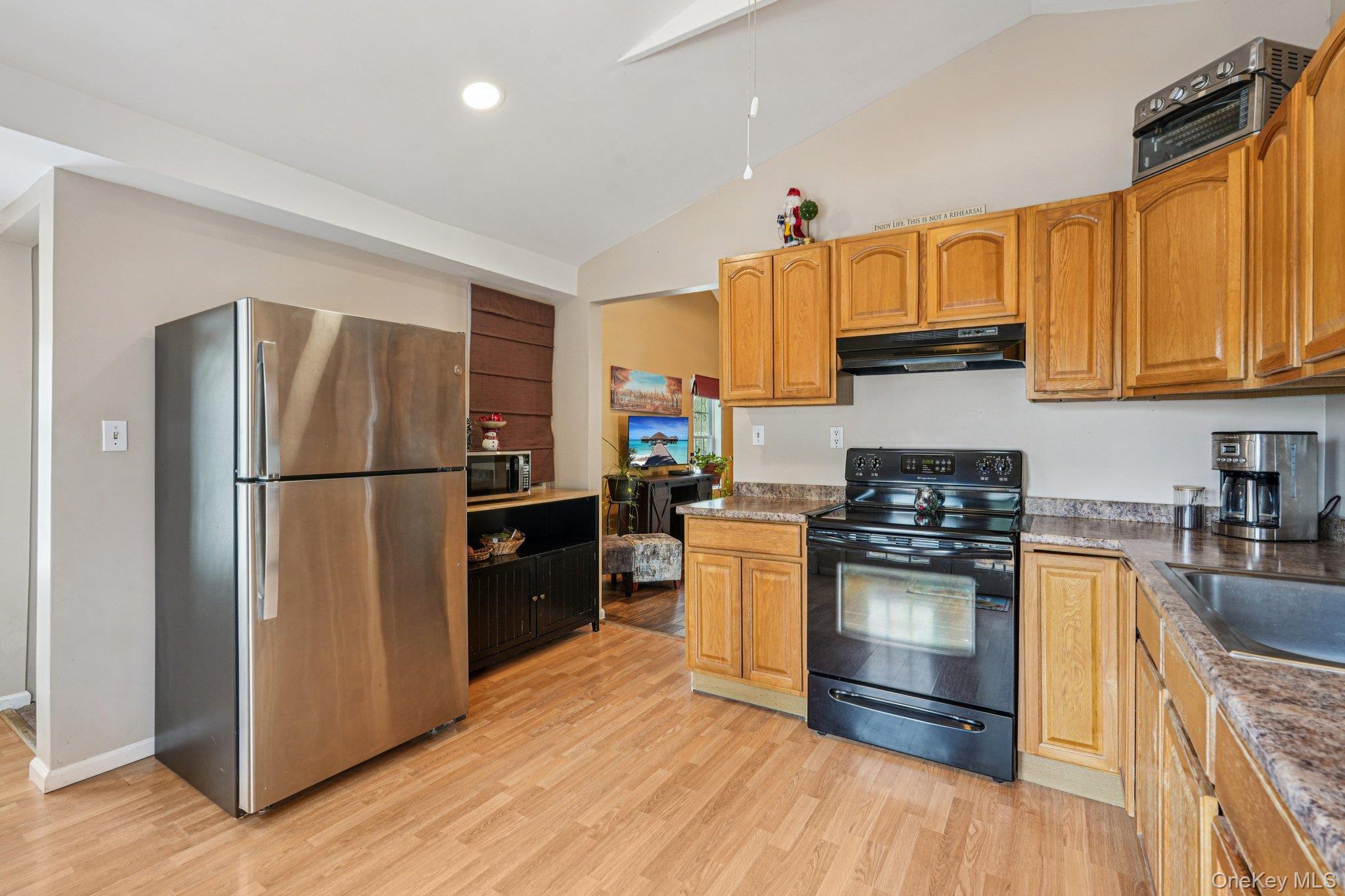 Single Family East  Orange County, NY 12586, MLS-942414-14