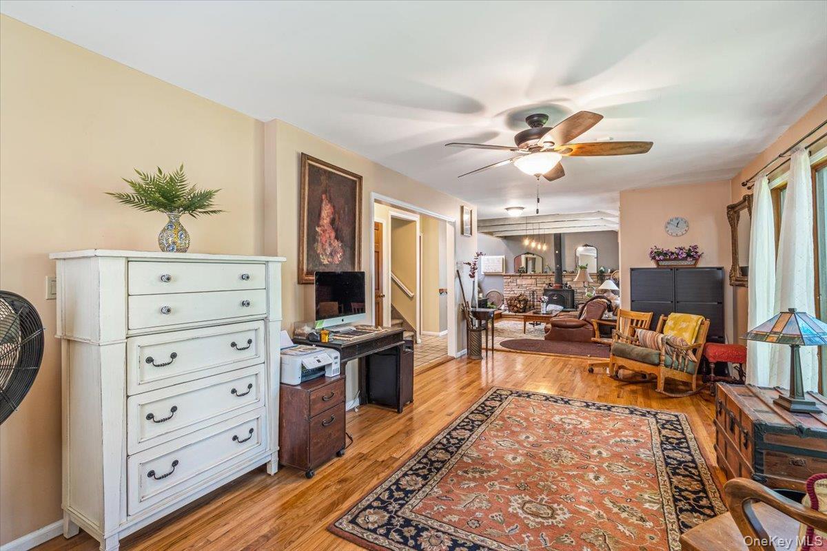 Single Family Upland Suffolk County, NY 11731, MLS-942433-13