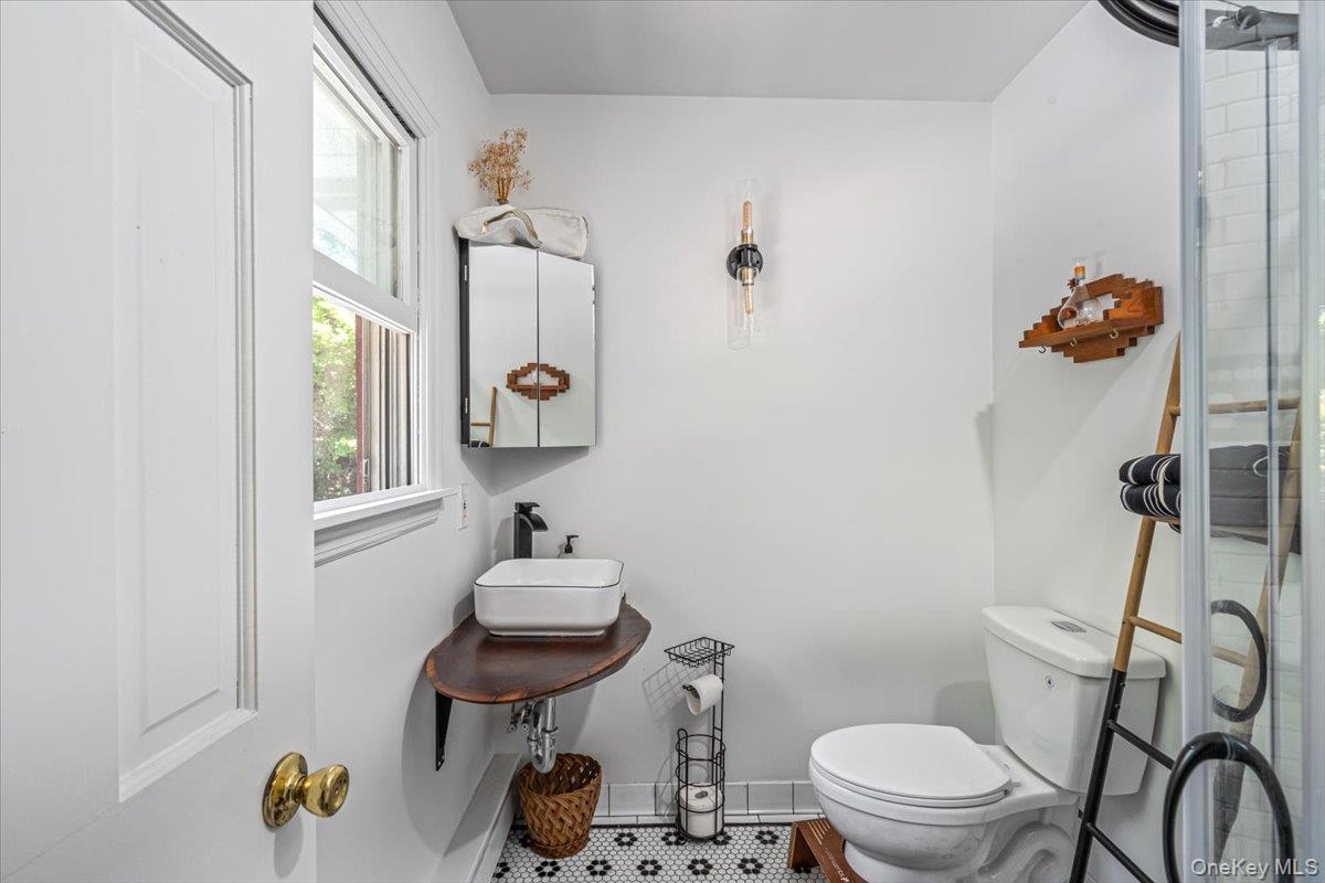 Single Family Upland Suffolk County, NY 11731, MLS-942433-24