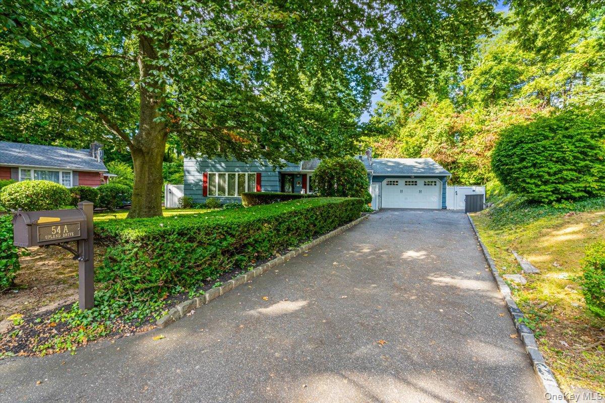 Single Family Upland Suffolk County, NY 11731, MLS-942433-36