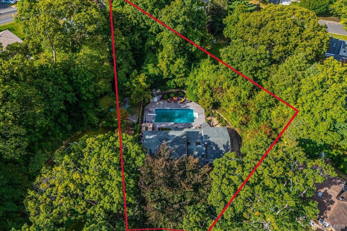 Single Family Upland Suffolk County, NY 11731, MLS-942433-43