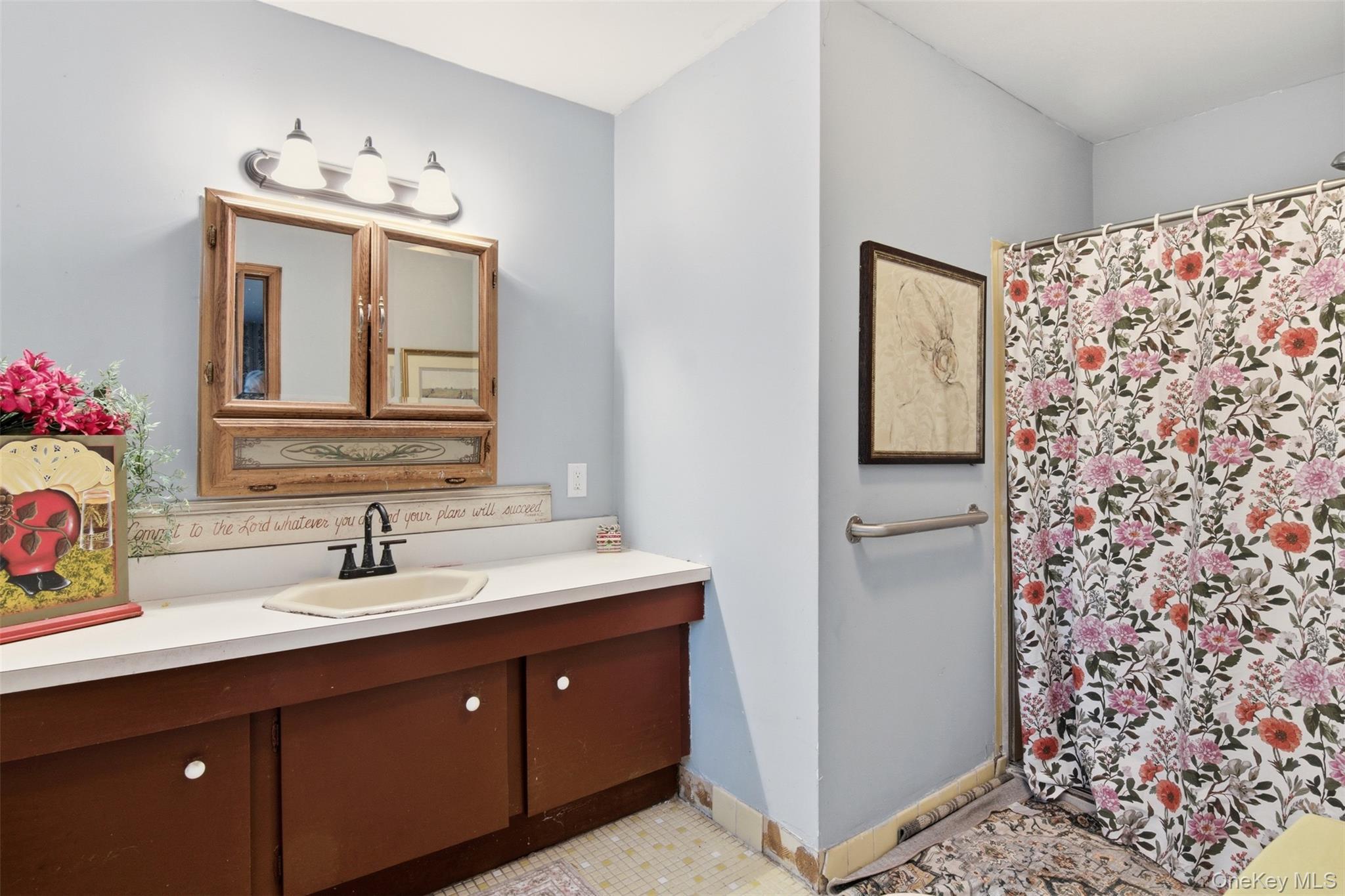 Single Family Rustic  Suffolk County, NY 11777, MLS-942446-24