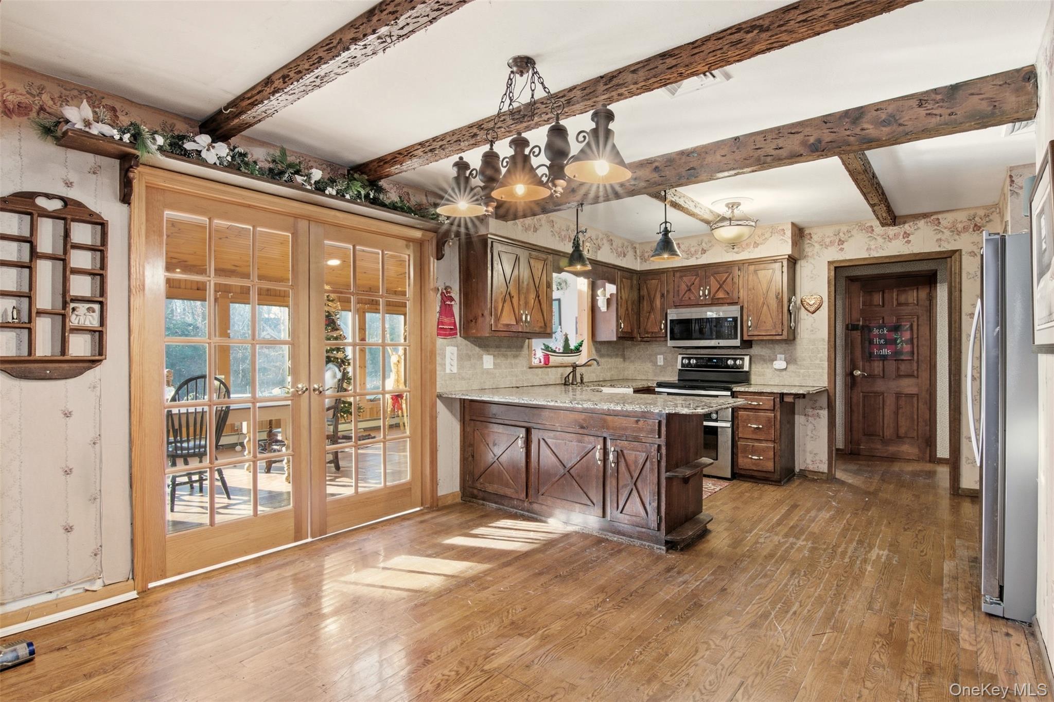 Single Family Rustic  Suffolk County, NY 11777, MLS-942446-5