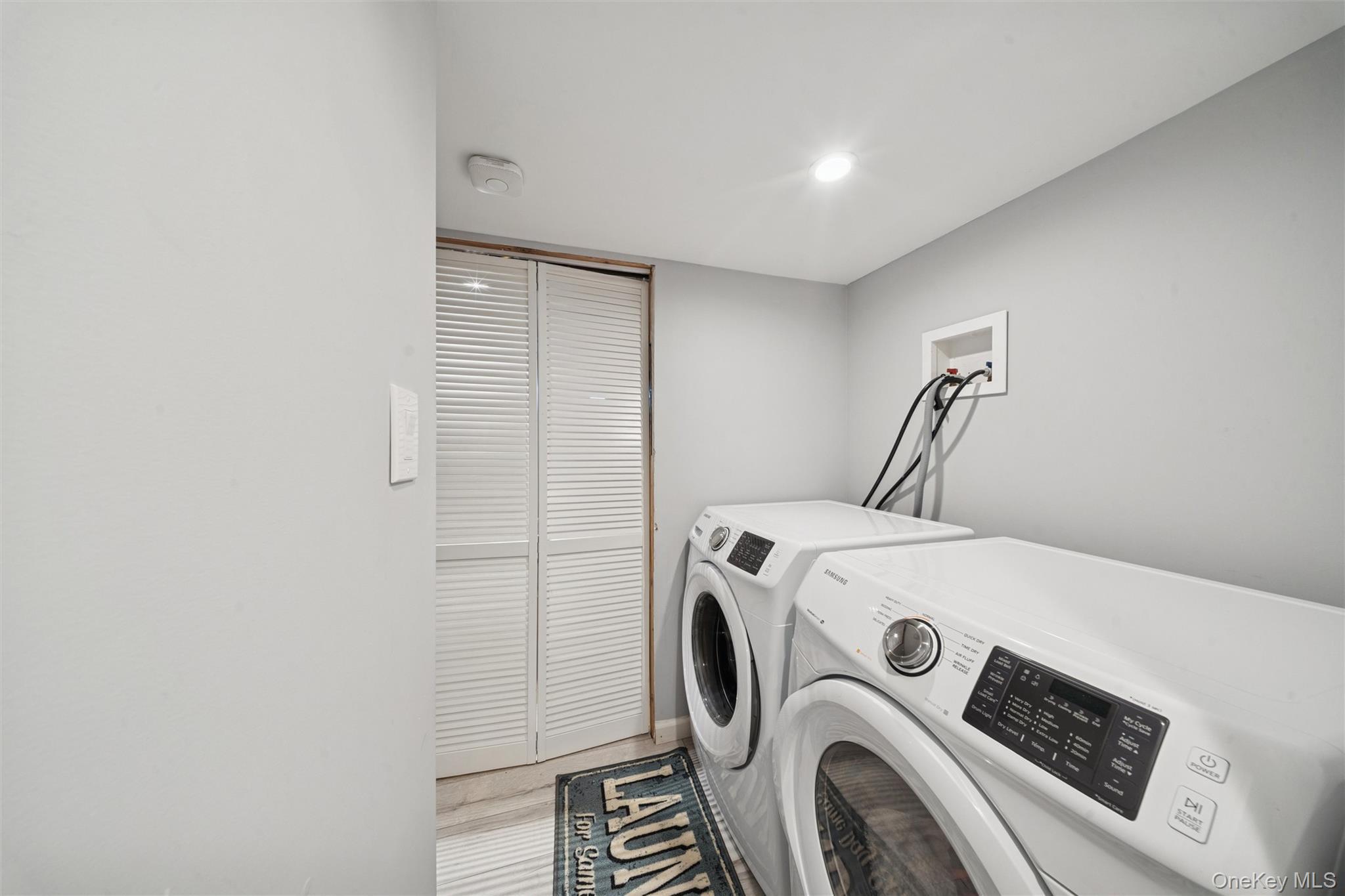 Single Family 18th  Suffolk County, NY 11704, MLS-942454-20