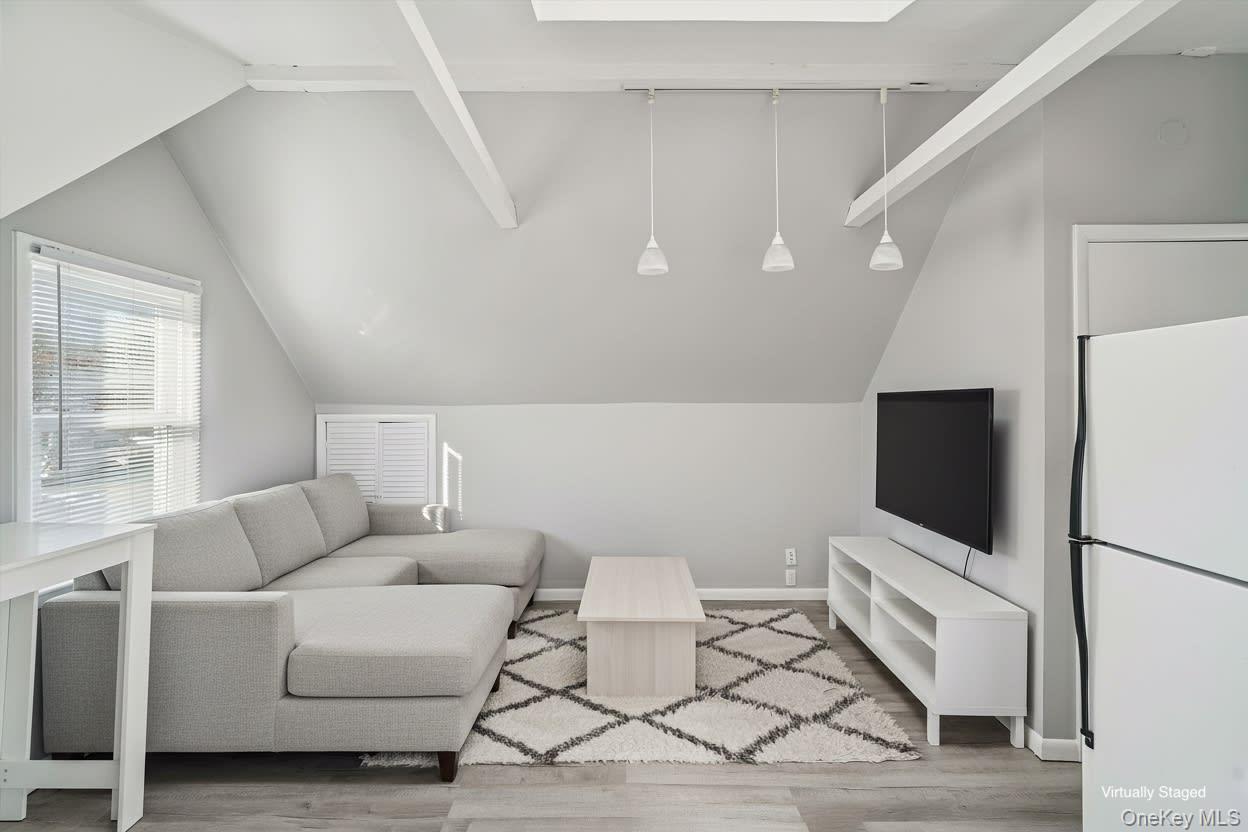 Single Family 18th  Suffolk County, NY 11704, MLS-942454-21