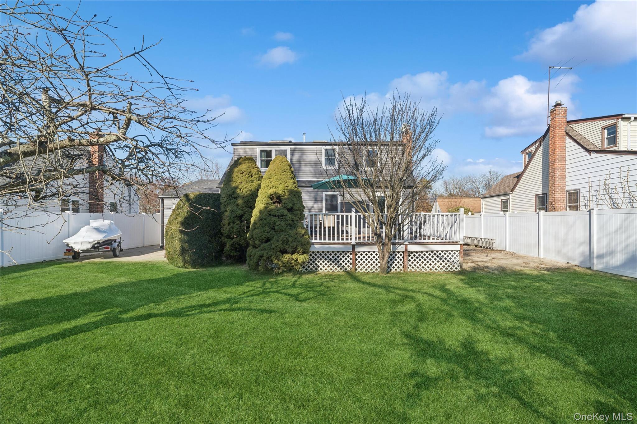 Single Family 18th  Suffolk County, NY 11704, MLS-942454-29