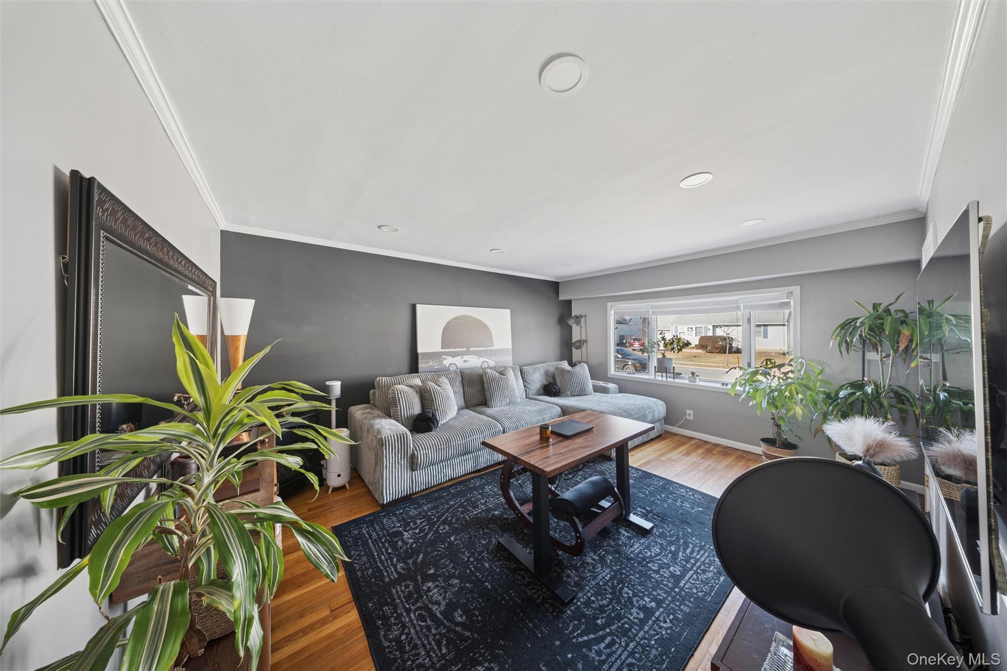 Single Family 18th  Suffolk County, NY 11704, MLS-942454-5