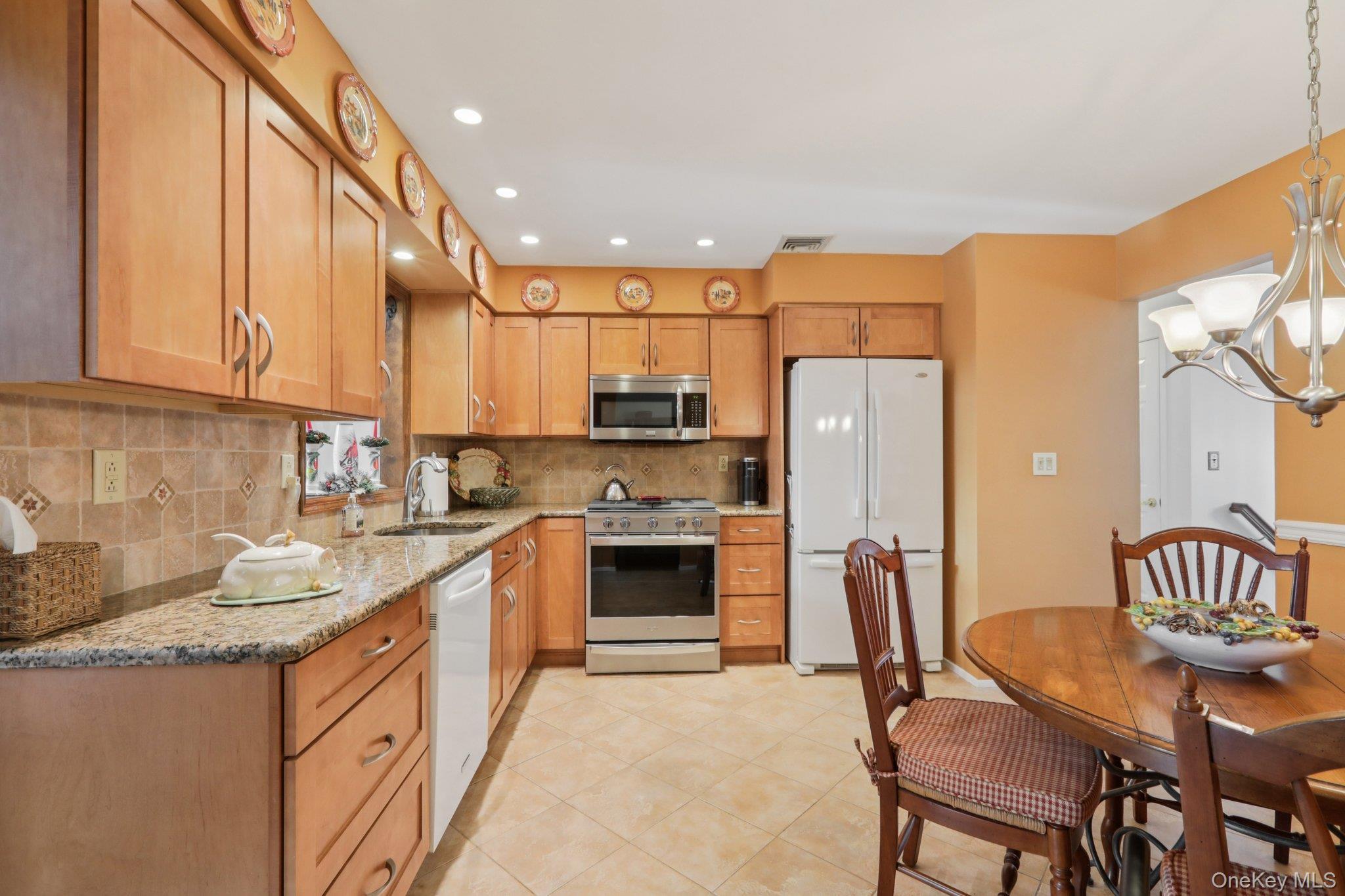 Single Family Betsy Ross Rockland County, NY 10962, MLS-942461-15