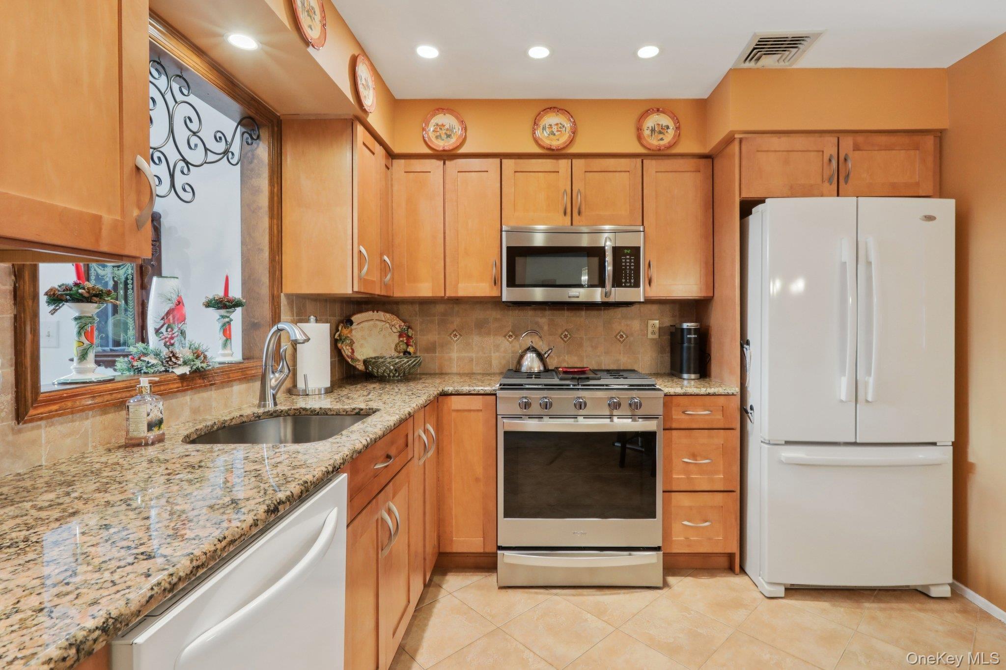 Single Family Betsy Ross Rockland County, NY 10962, MLS-942461-16