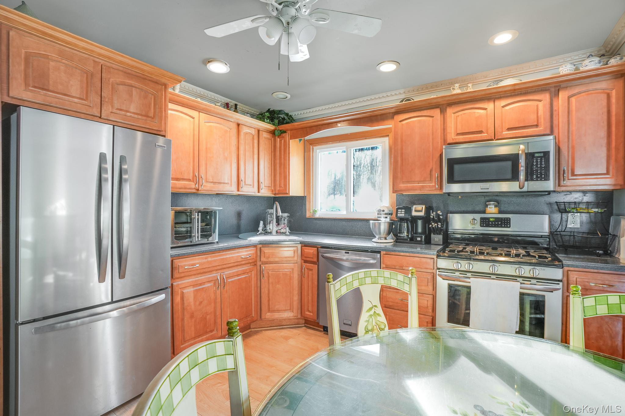 Single Family Russ Dutchess County, NY 12590, MLS-942476-13