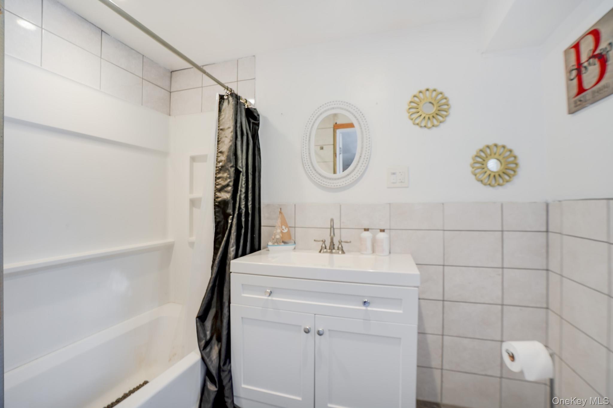 Single Family Russ Dutchess County, NY 12590, MLS-942476-22